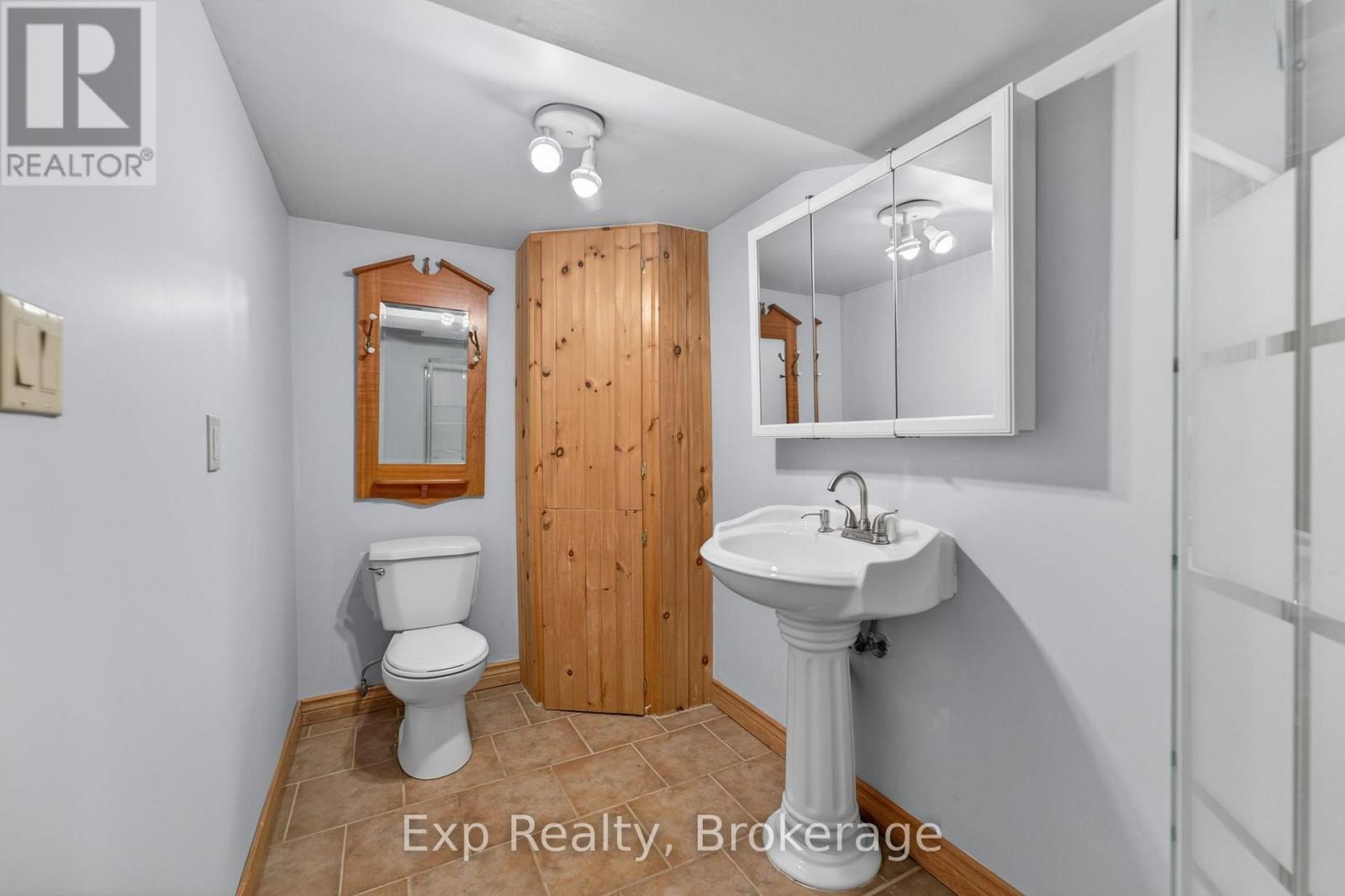 1207 Shannon Road, Prince Edward County, Ontario  K0K 2T0 - Photo 25 - X13172216