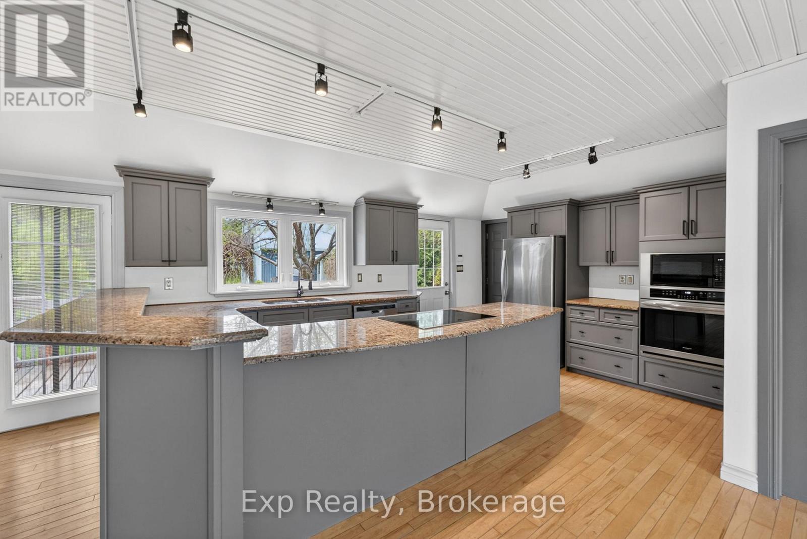 1207 Shannon Road, Prince Edward County, Ontario  K0K 2T0 - Photo 7 - X13172216