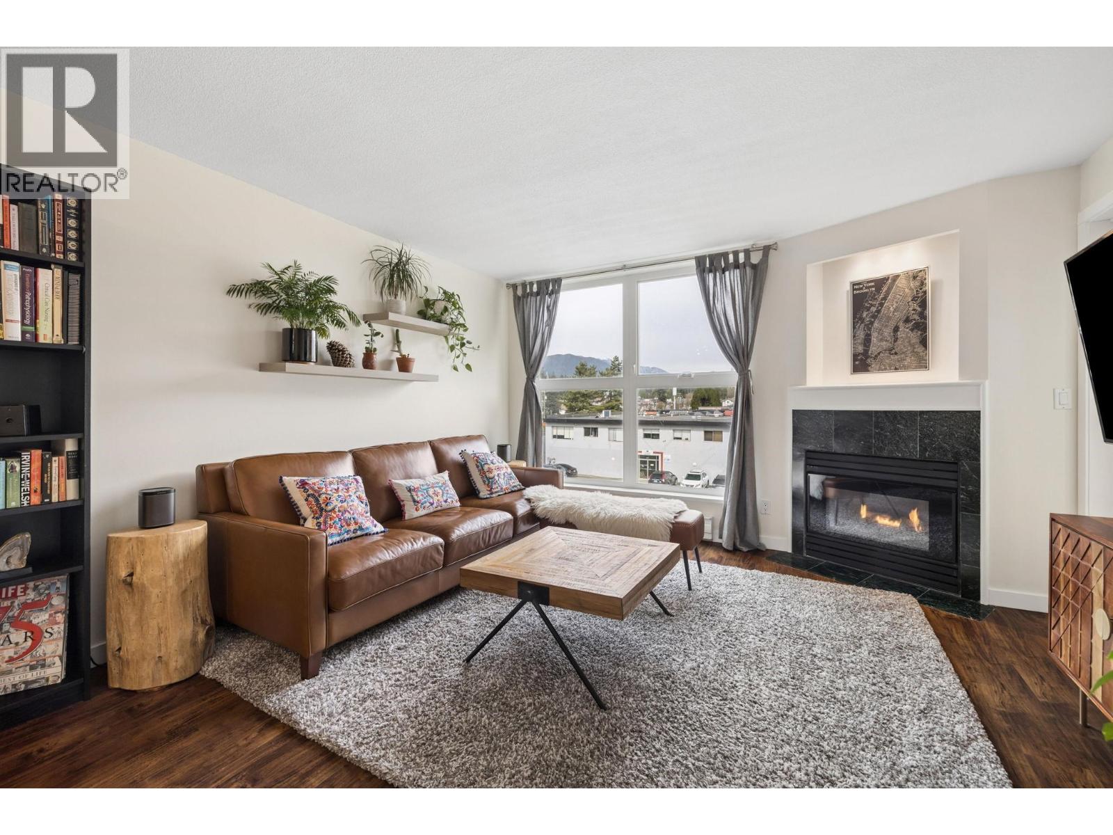 301 1519 Grant Avenue, Port Coquitlam, British Columbia  V3B 7S8 - Photo 1 - R3107036