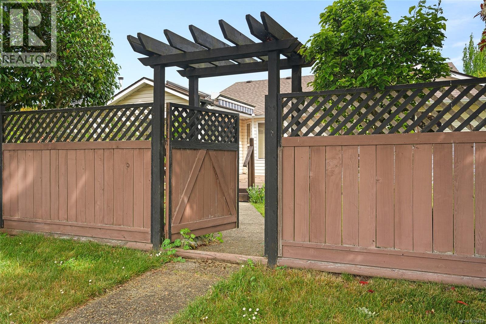 755 Ermineskin Ave, Parksville, British Columbia  V9P 2L5 - Photo 31 - 1036424