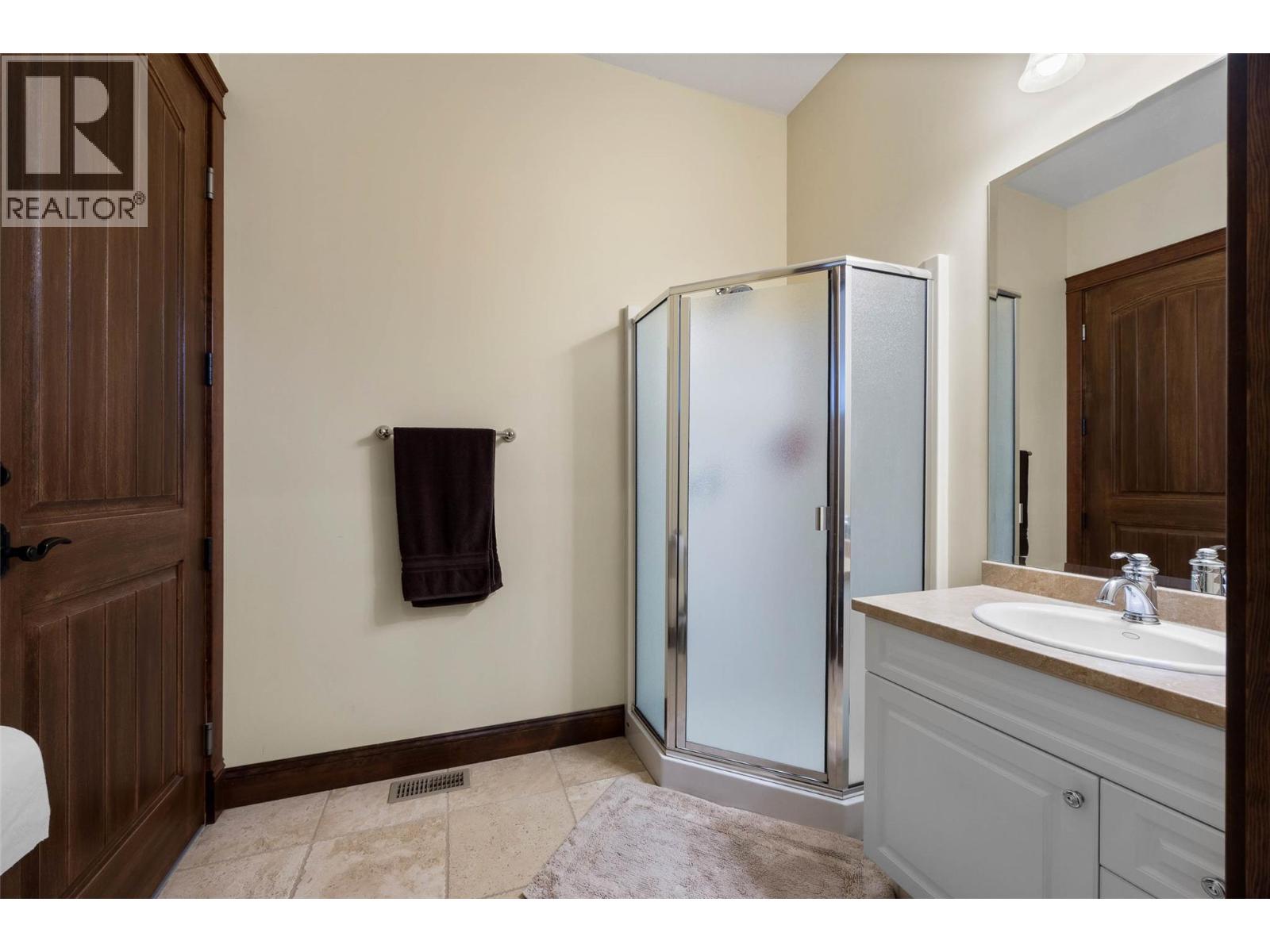 1580 Lorne Street, Kamloops, British Columbia  V2C 1X6 - Photo 53 - 10379425