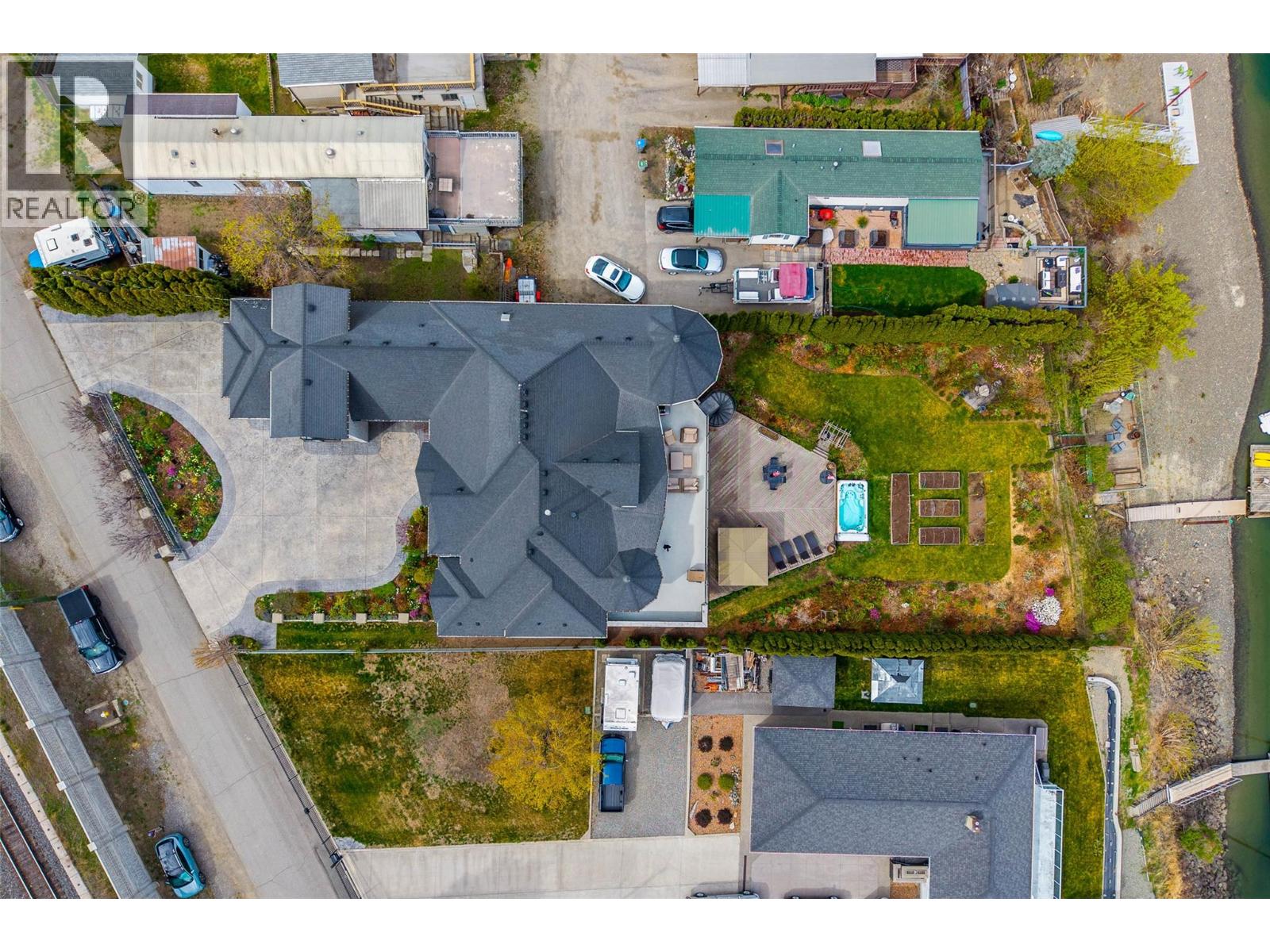 1580 Lorne Street, Kamloops, British Columbia  V2C 1X6 - Photo 88 - 10379425