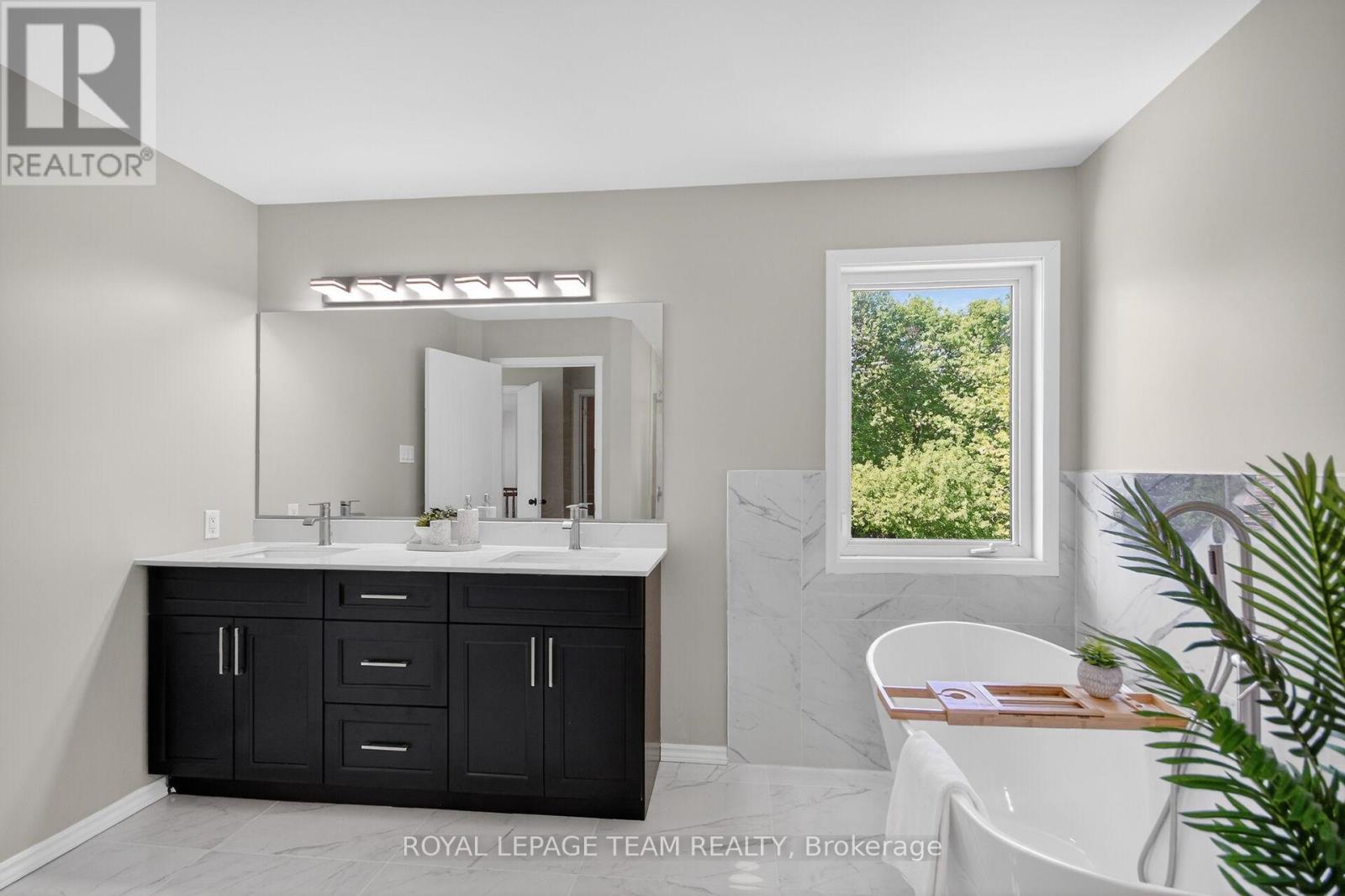 121 Muskego Crescent, Ottawa, Ontario  K2W 1H6 - Photo 33 - X13172258
