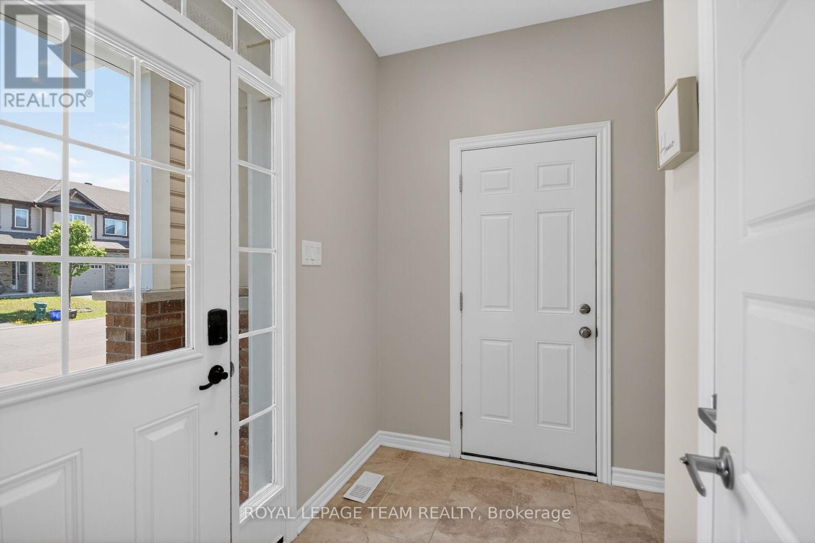 314 Song Sparrow Street, Ottawa, Ontario  K2J 5W5 - Photo 4 - X13172298