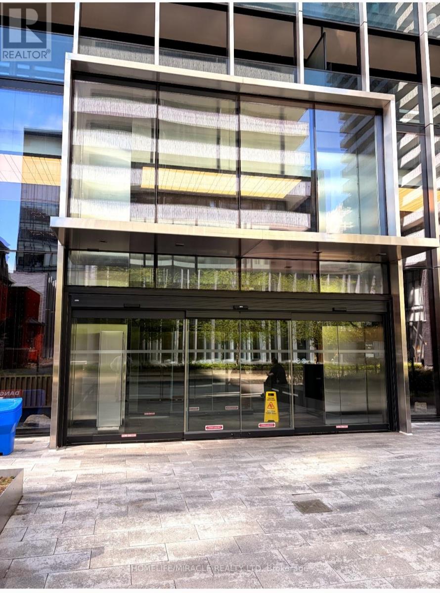 2401 - 55 CHARLES STREET, Toronto, Ontario