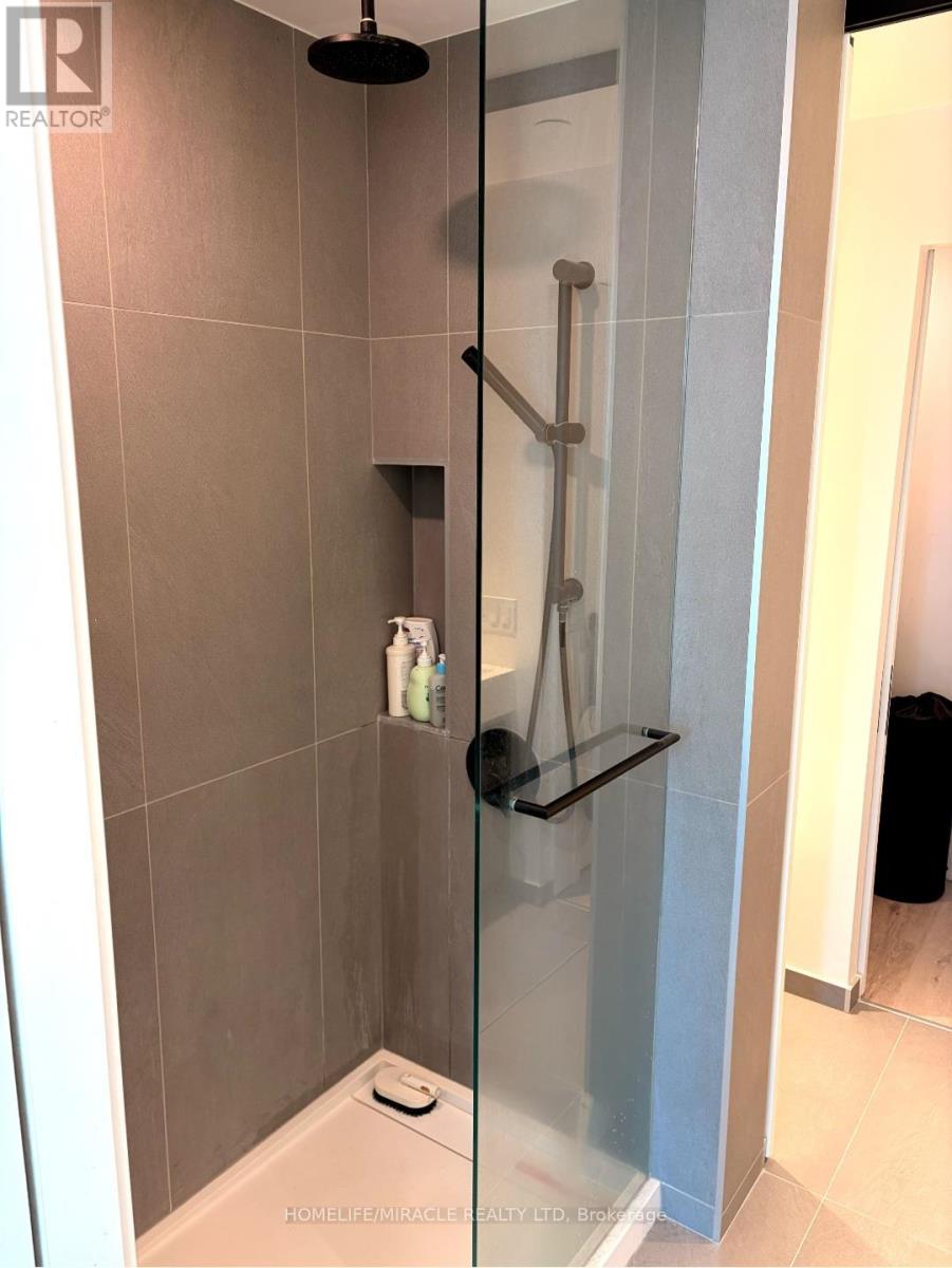 2401 - 55 Charles Street, Toronto, Ontario  M4Y 1S9 - Photo 9 - C13172280