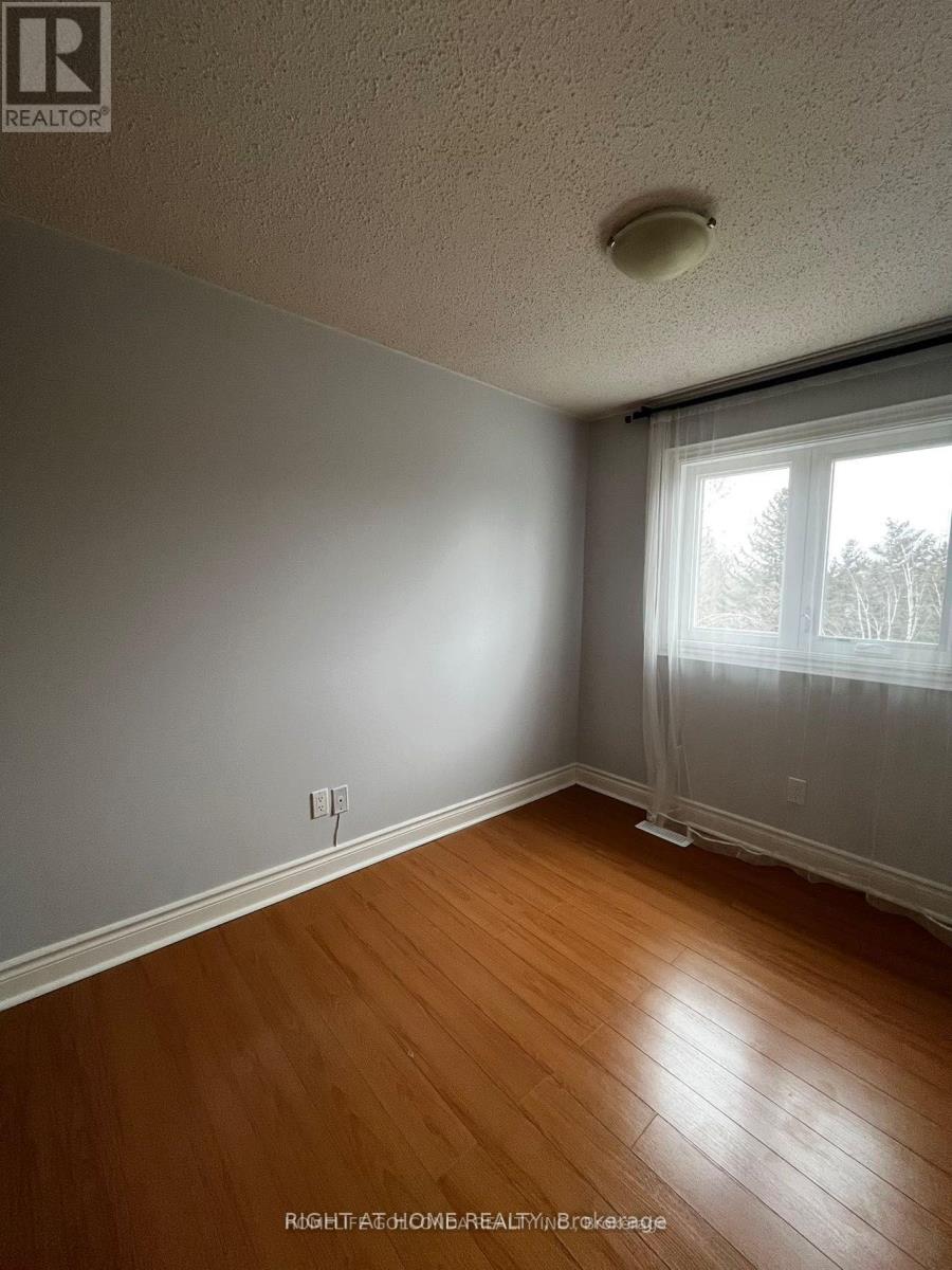 102 Seamist Crescent, Toronto, Ontario  M1V 3K4 - Photo 9 - E13172234