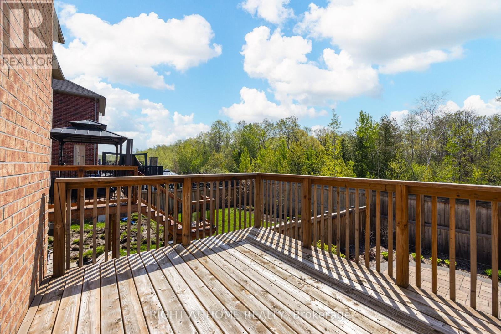 12 Labriola Court, Whitby, Ontario  L1R 0N1 - Photo 10 - E13172306