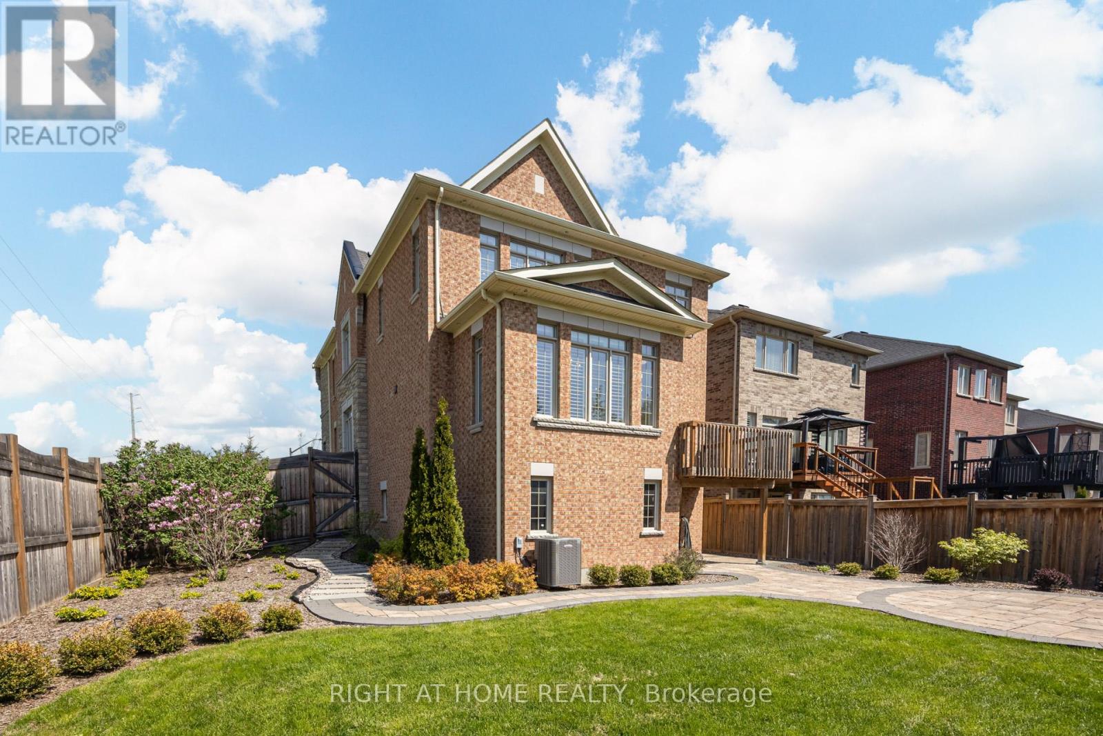 12 Labriola Court, Whitby, Ontario  L1R 0N1 - Photo 37 - E13172306
