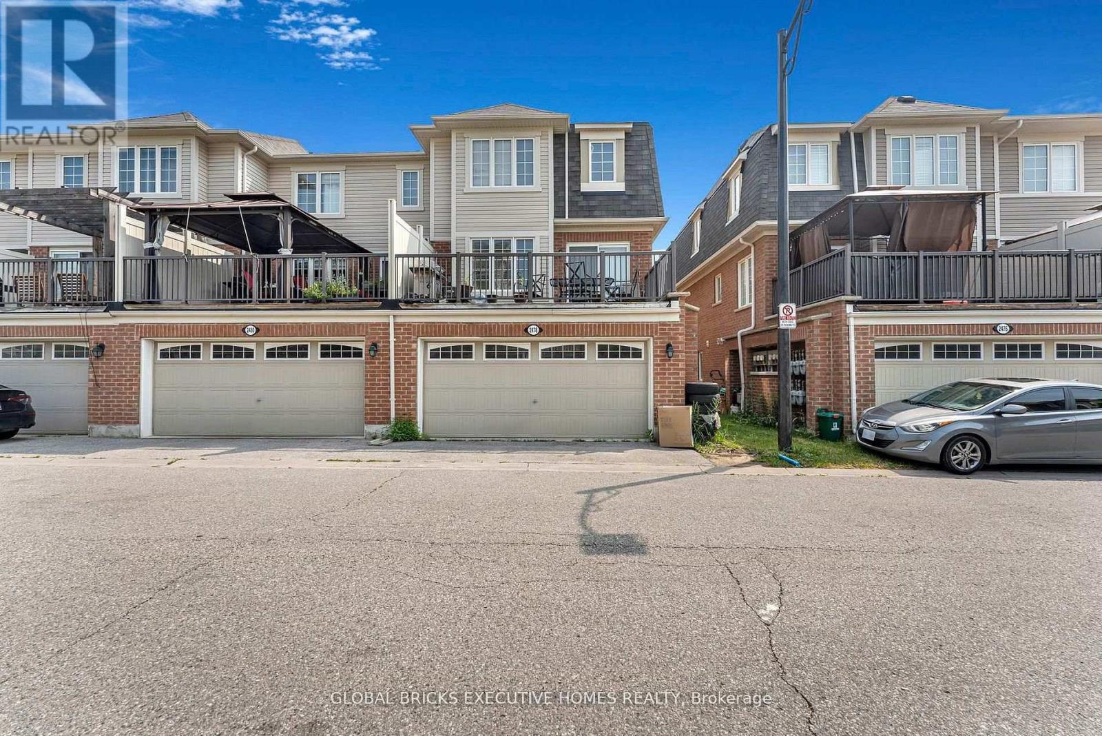 2478 William Jackson Drive, Pickering, Ontario  L1X 0C3 - Photo 2 - E13172312