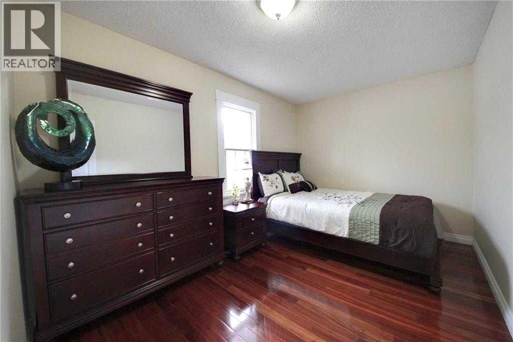 919 1 Street Nw, Calgary, Alberta  T2M 2R9 - Photo 15 - A2292108