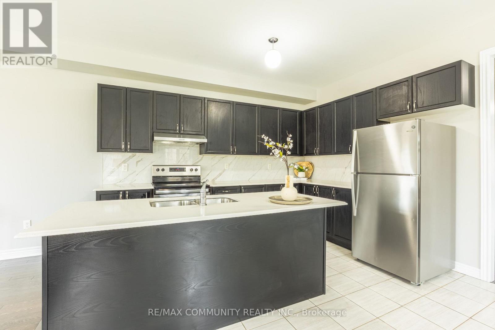 2 Titan Trail, Markham, Ontario  L3S 0E2 - Photo 15 - N13172252