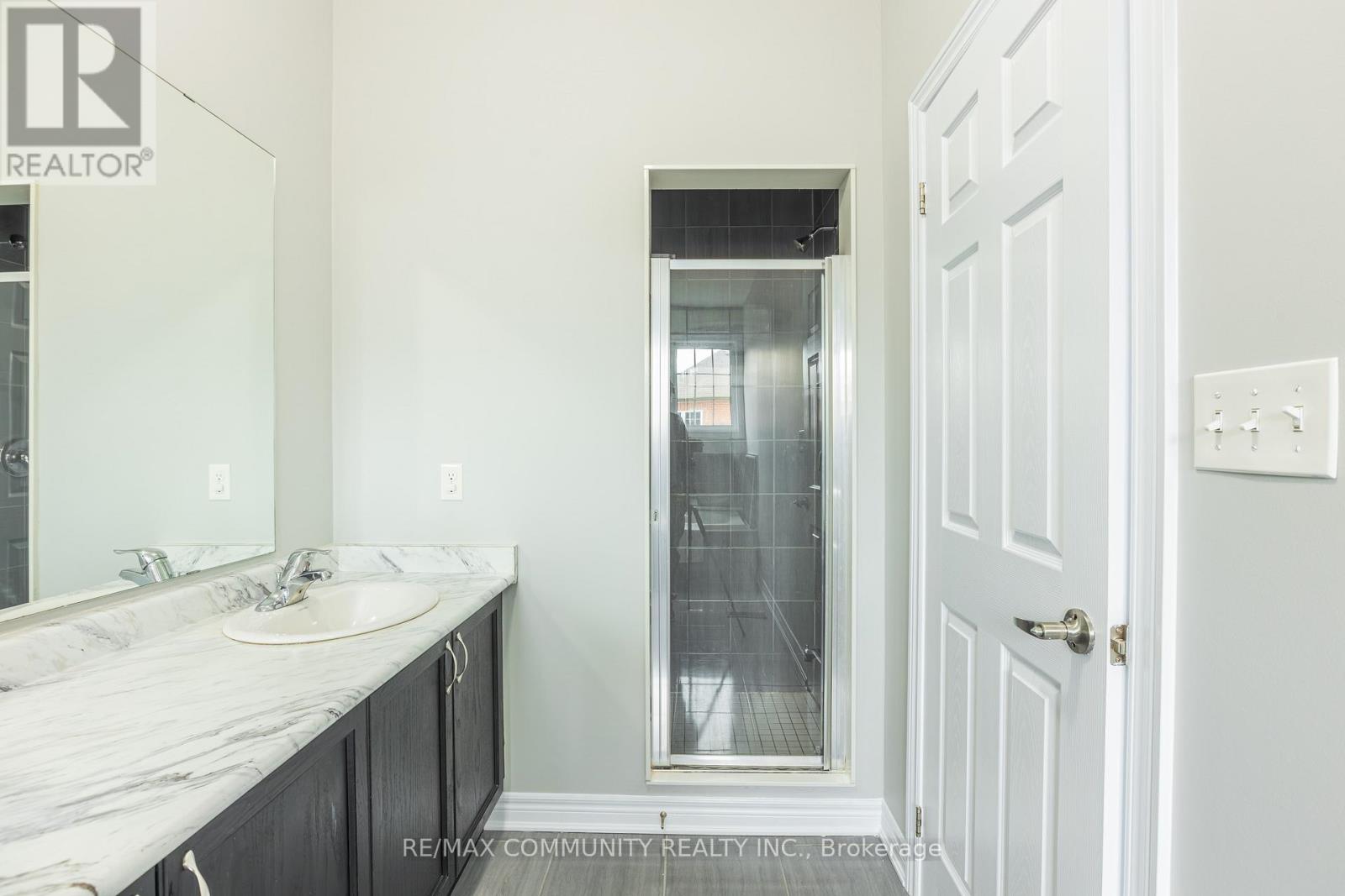 2 Titan Trail, Markham, Ontario  L3S 0E2 - Photo 36 - N13172252