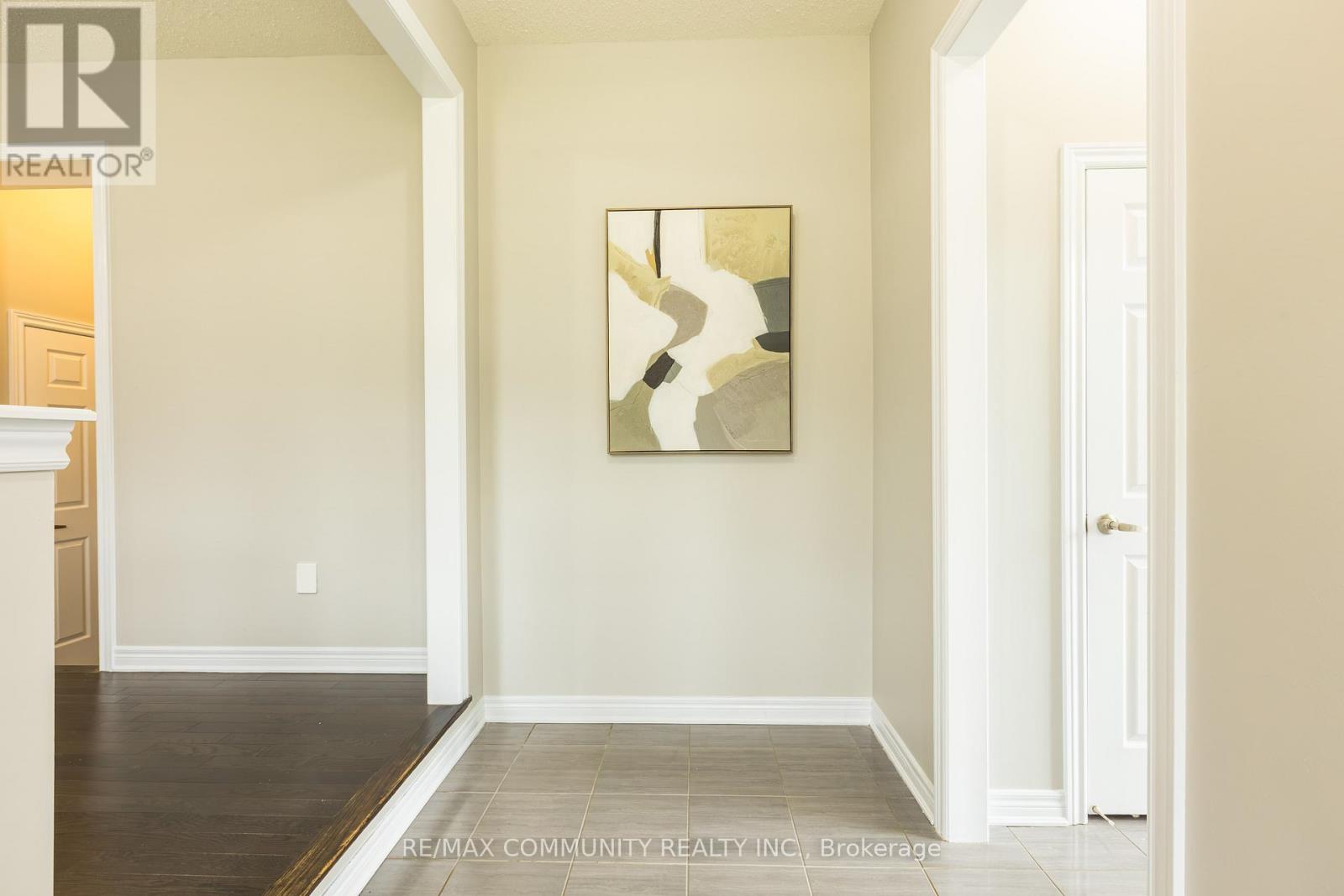 2 Titan Trail, Markham, Ontario  L3S 0E2 - Photo 5 - N13172252