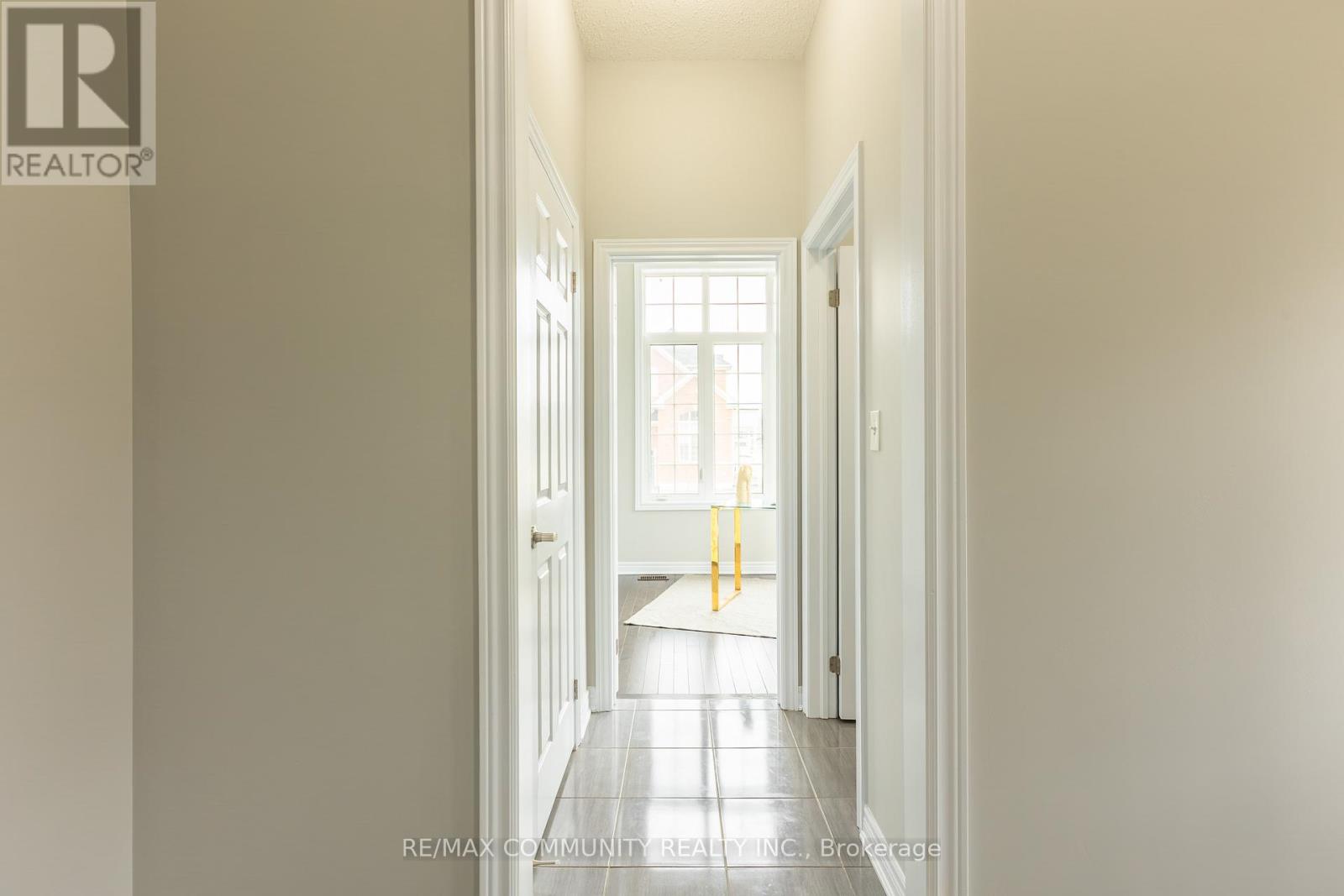 2 Titan Trail, Markham, Ontario  L3S 0E2 - Photo 6 - N13172252