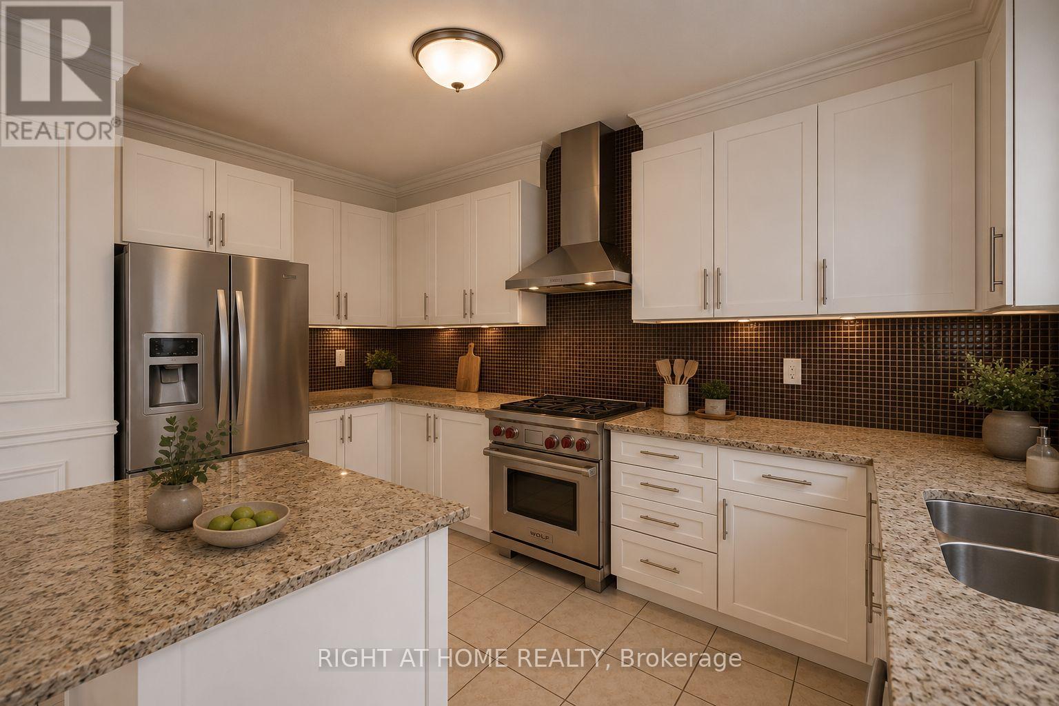 11 Amstel Avenue, Richmond Hill, Ontario  L4E 0P7 - Photo 14 - N13172310