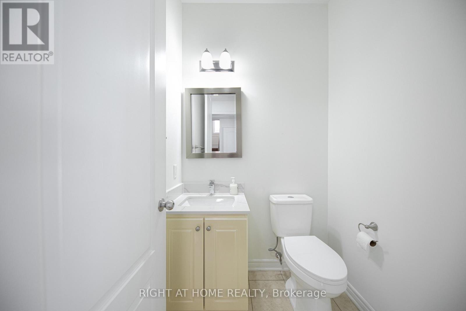 11 Amstel Avenue, Richmond Hill, Ontario  L4E 0P7 - Photo 18 - N13172310