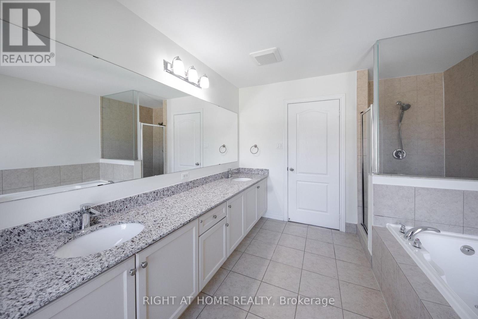 11 Amstel Avenue, Richmond Hill, Ontario  L4E 0P7 - Photo 29 - N13172310