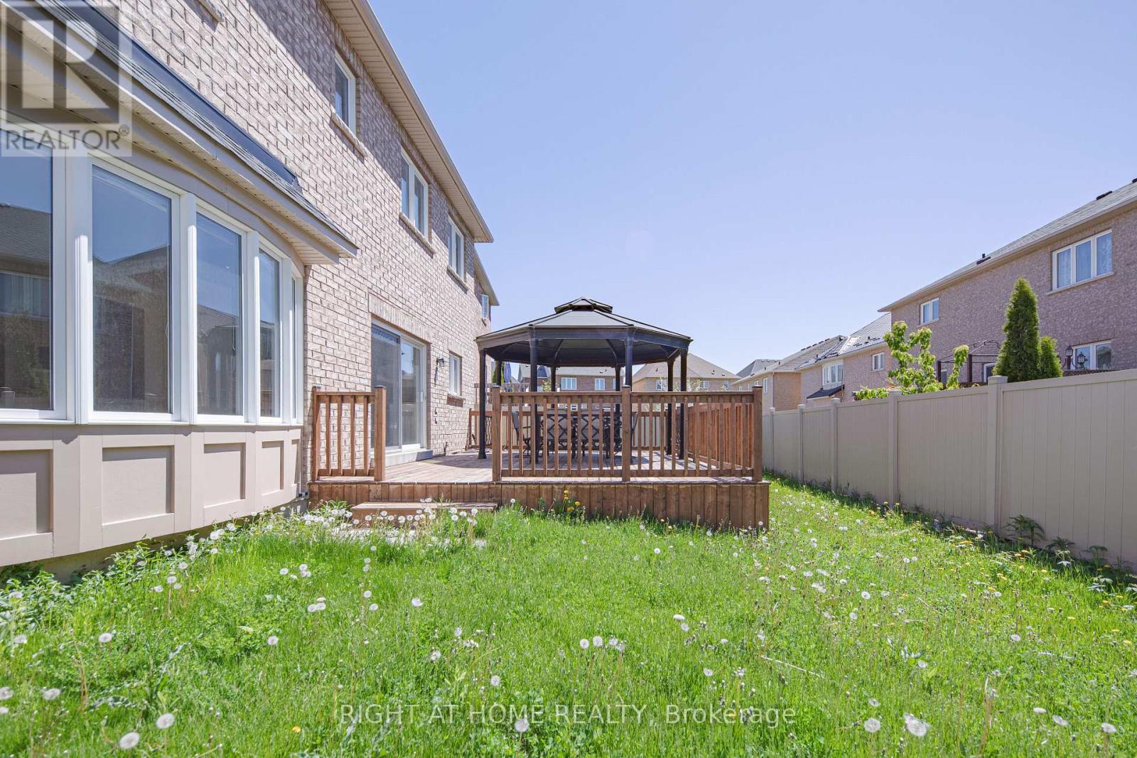 11 Amstel Avenue, Richmond Hill, Ontario  L4E 0P7 - Photo 41 - N13172310
