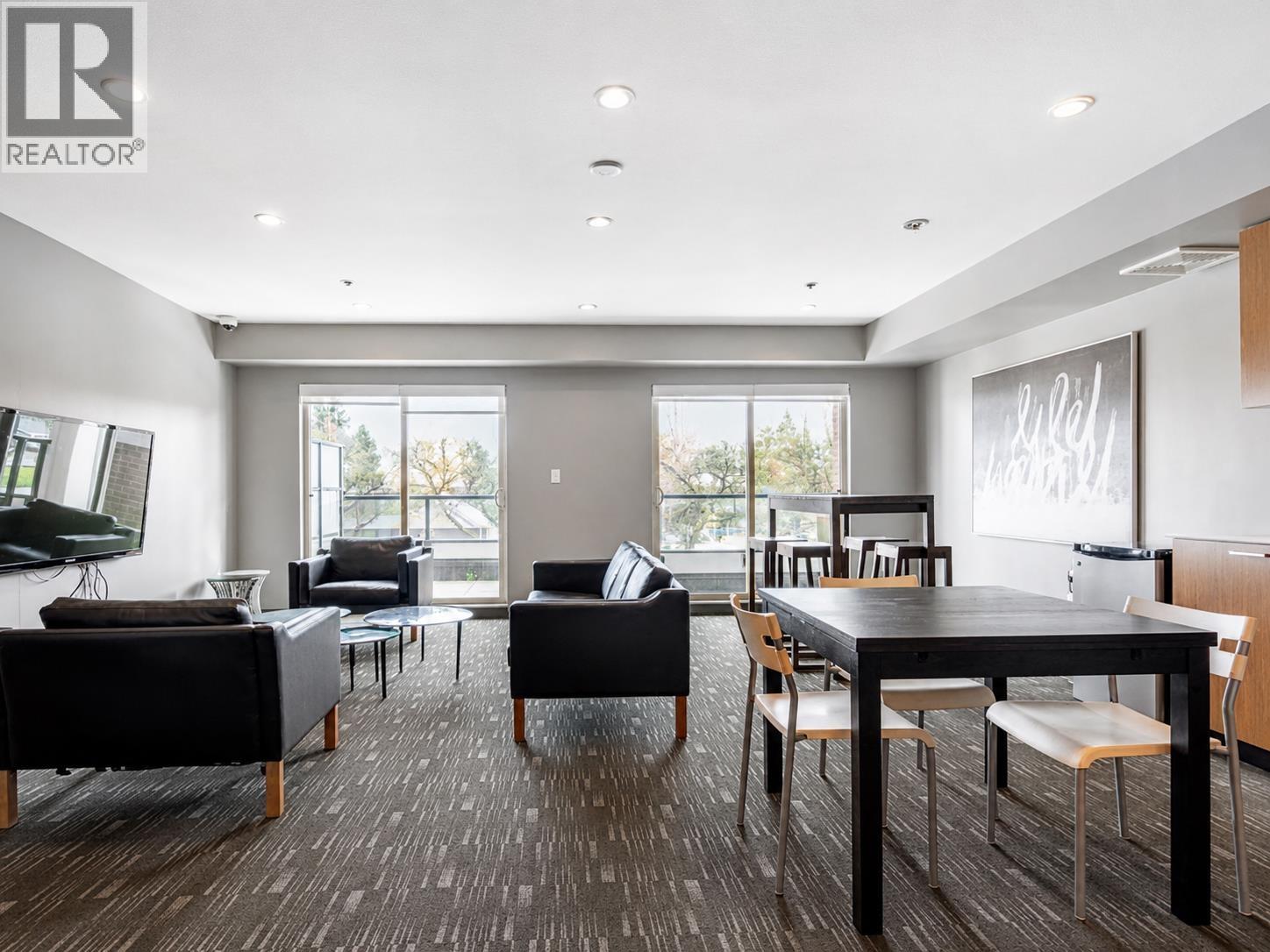 201 1330 Marine Drive, North Vancouver, British Columbia  V7P 1T4 - Photo 11 - R3125401