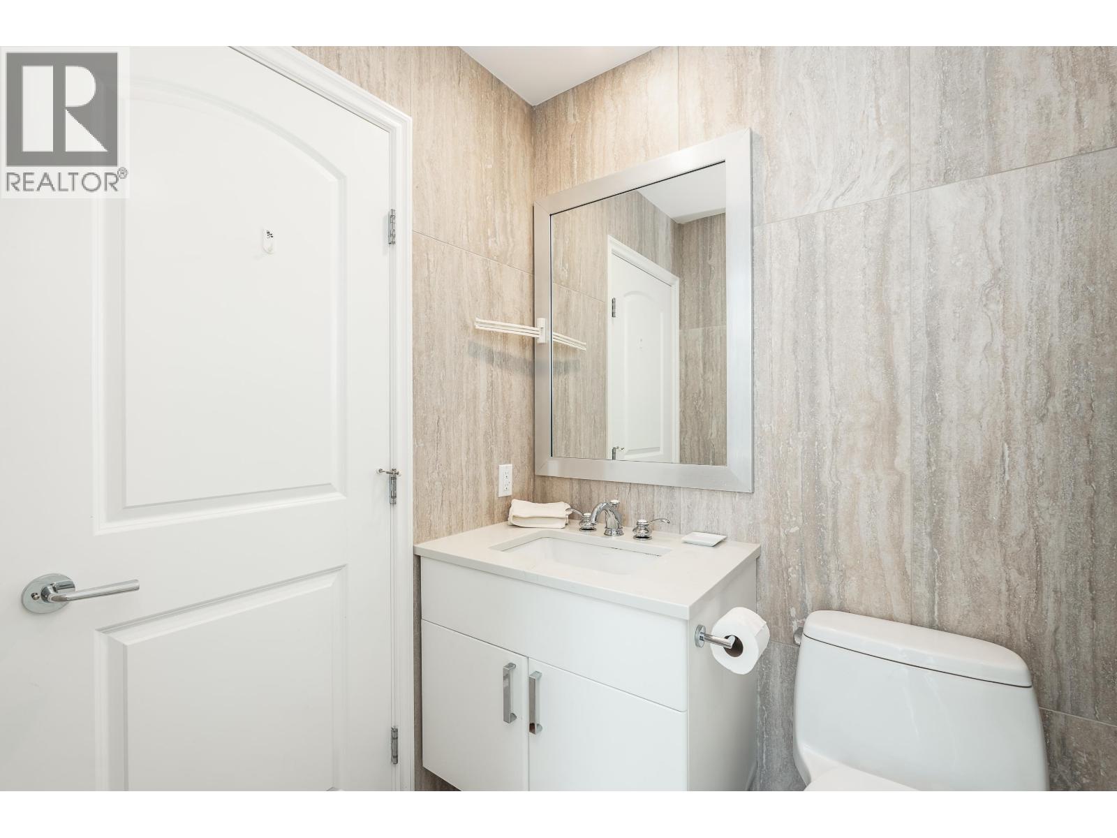 703 175 Victory Ship Way, North Vancouver, British Columbia  V7L 0G1 - Photo 13 - R3127511