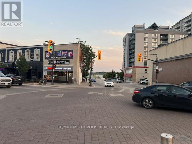 Main Fl - 1 Dunlop Street E, Barrie, Ontario  L4N 1A1 - Photo 3 - S13172230
