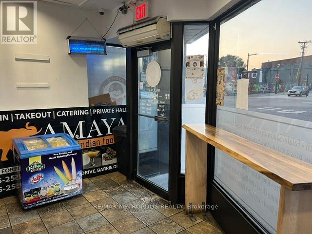 Main Fl - 1 Dunlop Street E, Barrie, Ontario  L4N 1A1 - Photo 8 - S13172230