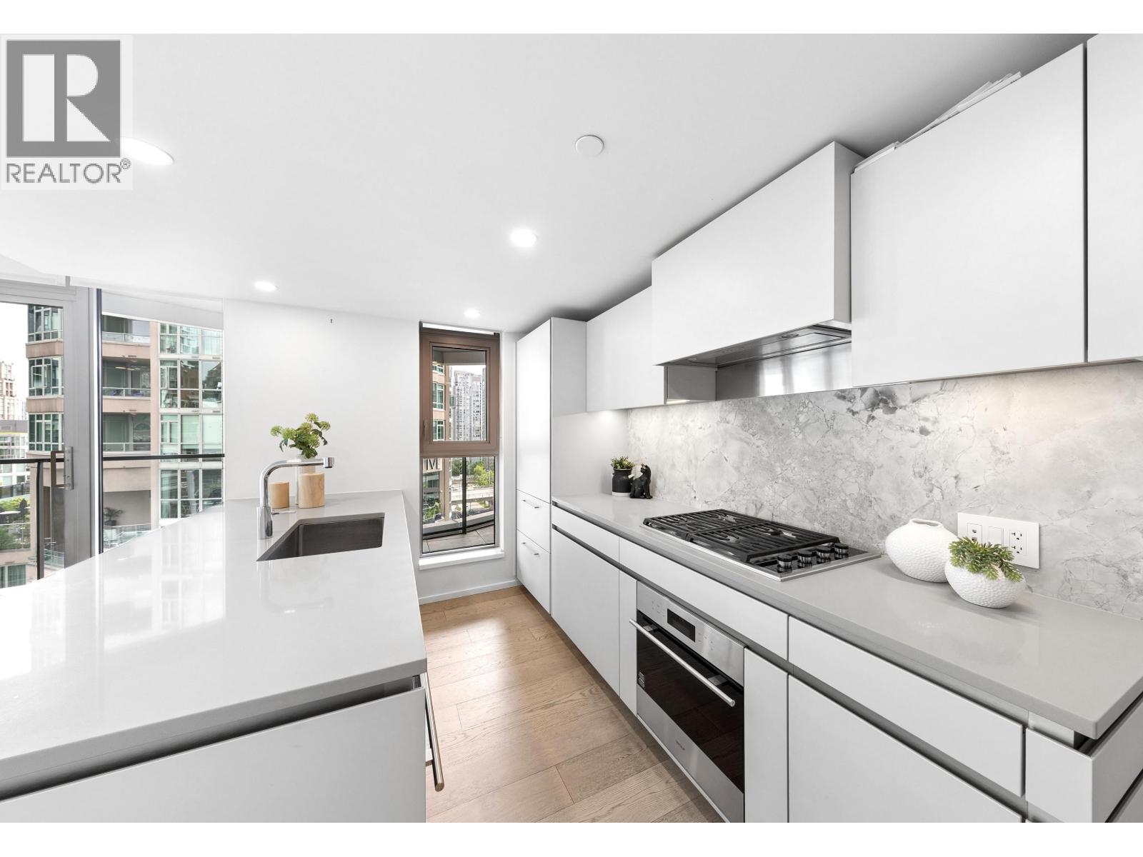 1107 889 Pacific Street, Vancouver, British Columbia  V6Z 1C3 - Photo 2 - R3127565