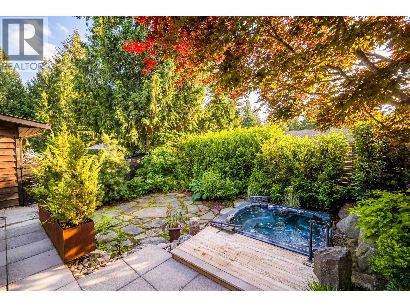 40495 N Highlands Way, Squamish, British Columbia  V0N 1T0 - Photo 3 - R3126845