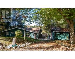 8 FIREFLY WAY, Seguin, Ontario