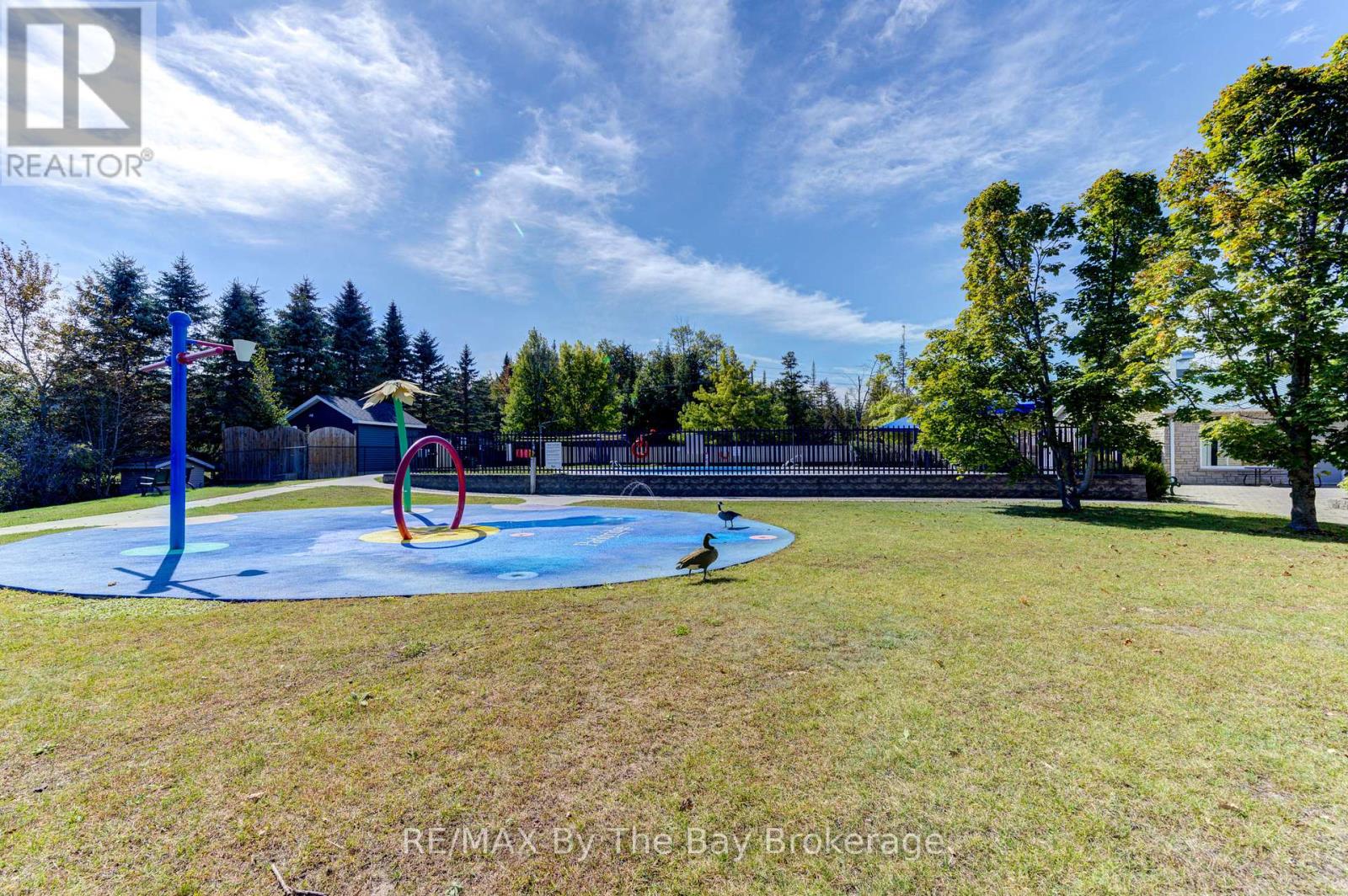 14 Kenora Trail, Wasaga Beach, Ontario  L9Z 1X7 - Photo 31 - S13171092