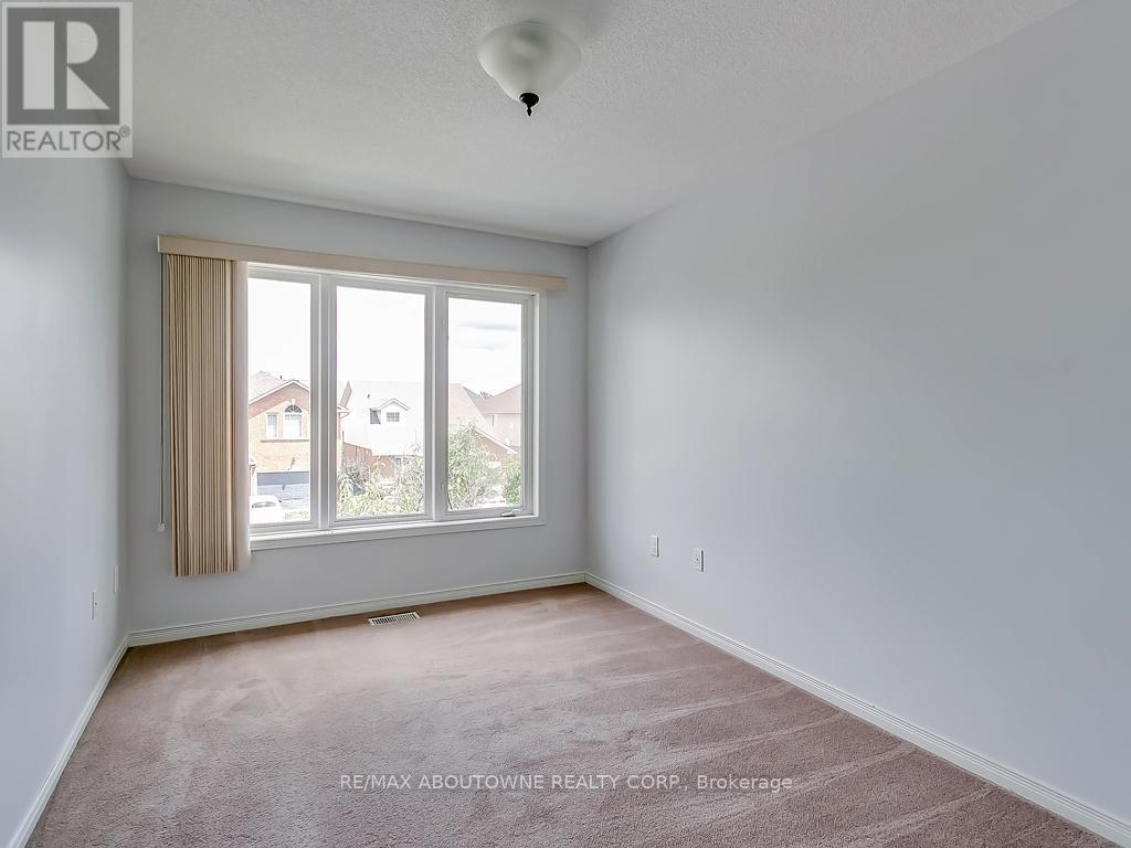 1310 Blanshard Drive, Burlington, Ontario  L7M 4S3 - Photo 22 - W13172244