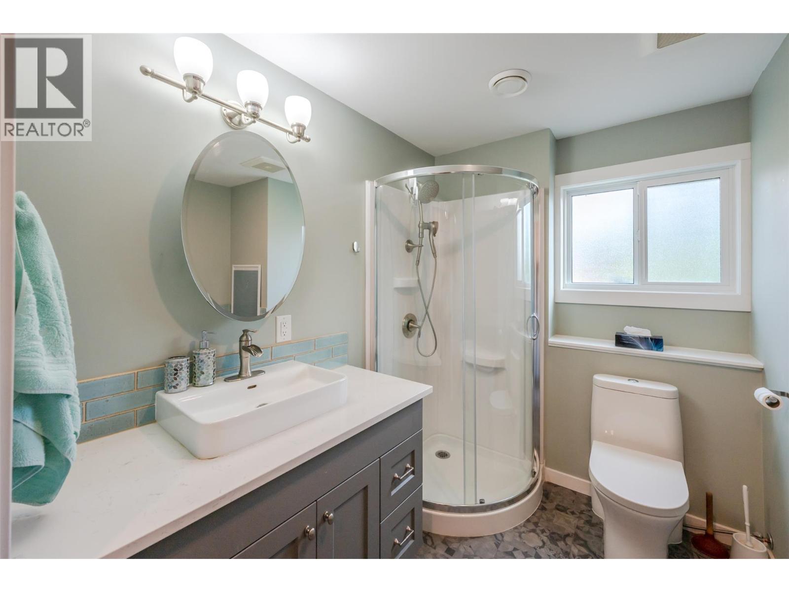 11512 Harvey Street, Summerland, British Columbia  V0h 1Z0 - Photo 14 - 10388871