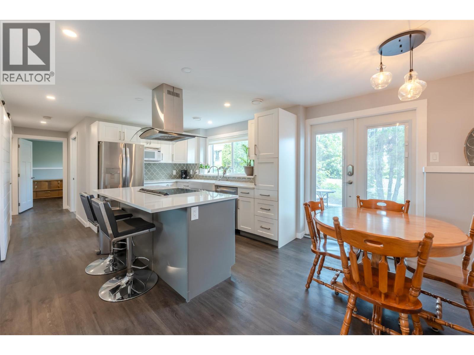 11512 Harvey Street, Summerland, British Columbia  V0h 1Z0 - Photo 2 - 10388871