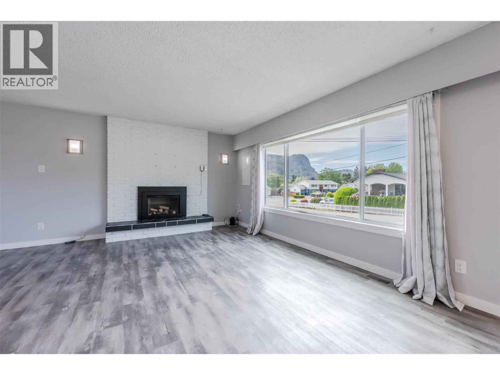 11512 Harvey Street, Summerland, British Columbia  V0h 1Z0 - Photo 23 - 10388871
