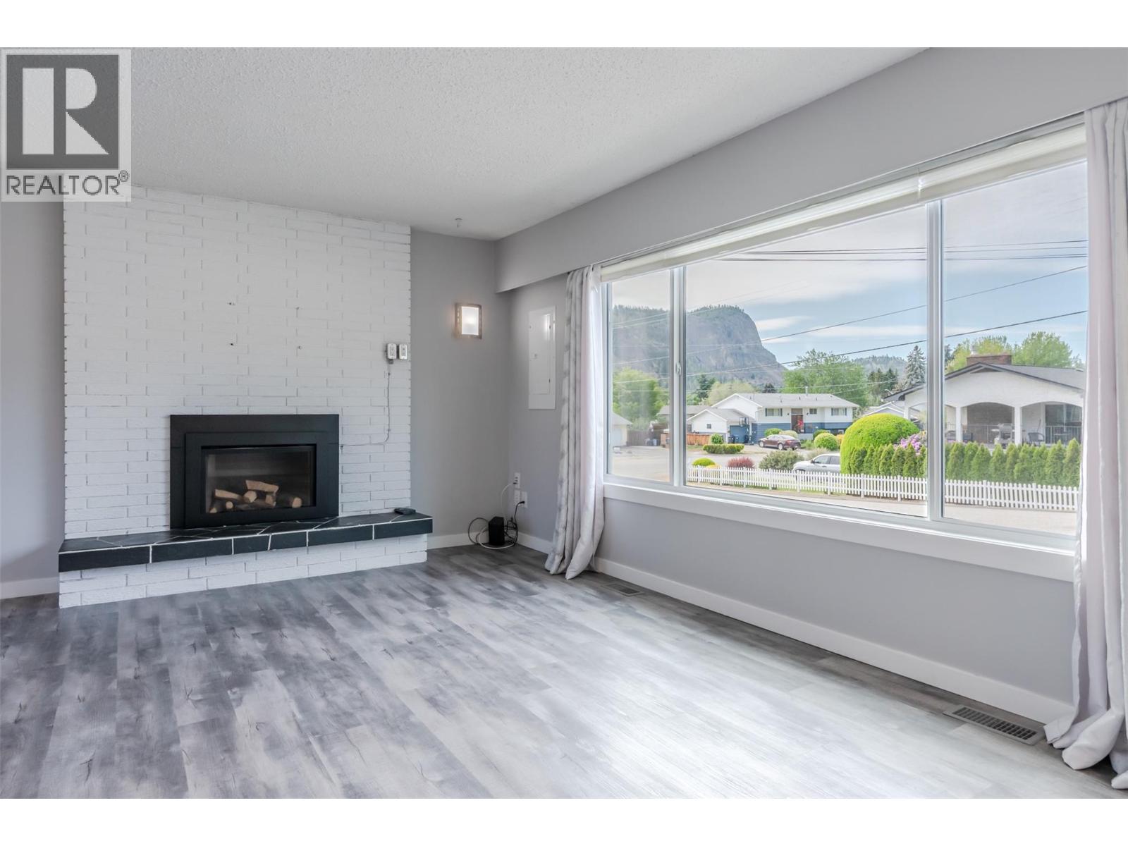 11512 Harvey Street, Summerland, British Columbia  V0h 1Z0 - Photo 24 - 10388871