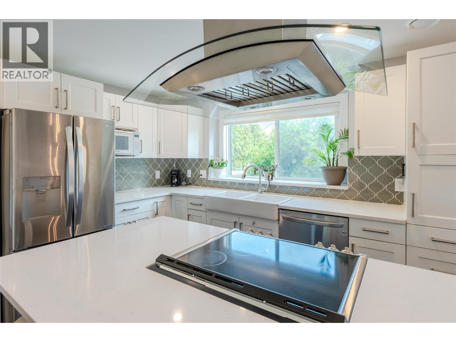 11512 Harvey Street, Summerland, British Columbia  V0h 1Z0 - Photo 4 - 10388871