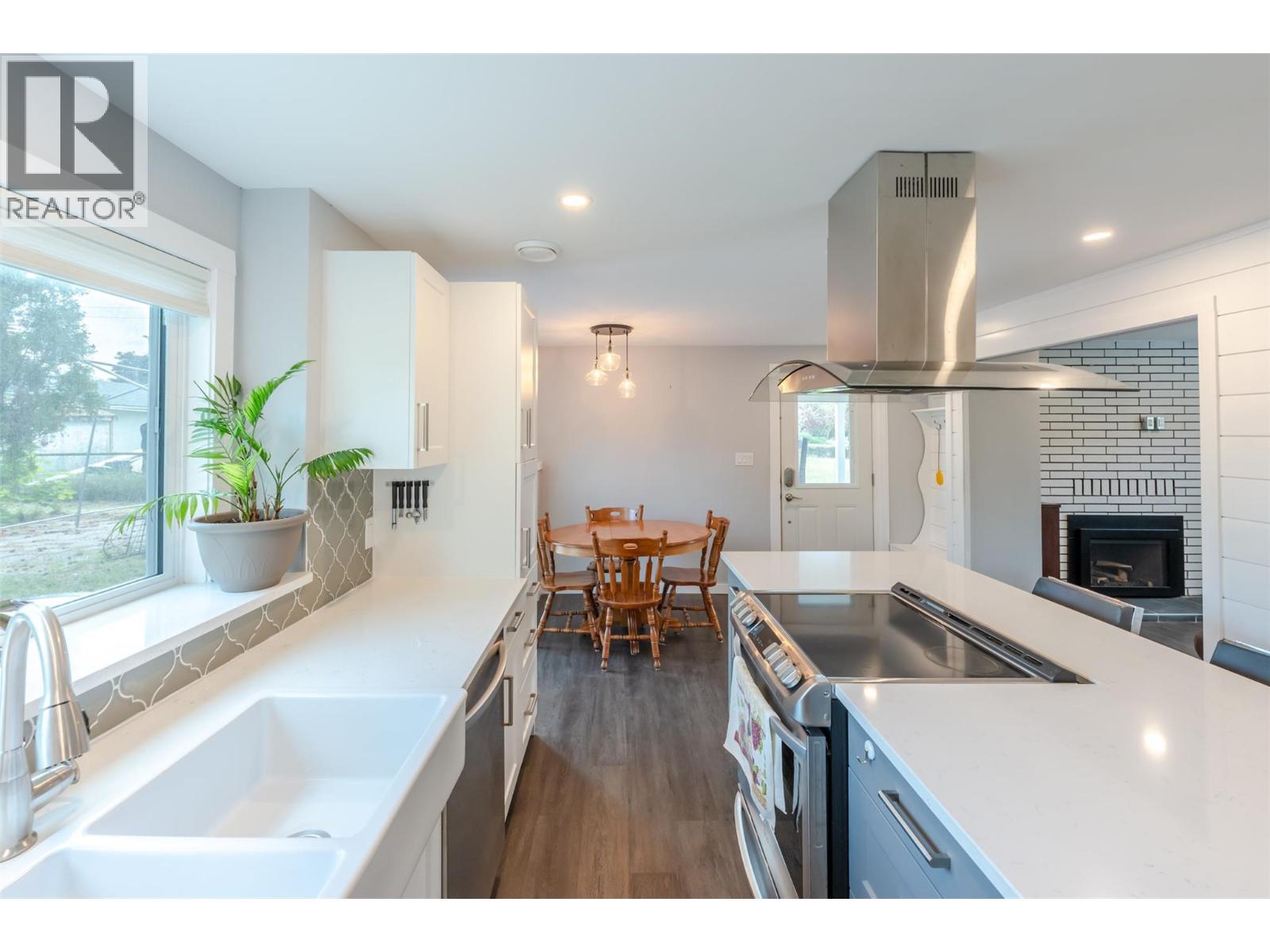 11512 Harvey Street, Summerland, British Columbia  V0h 1Z0 - Photo 7 - 10388871