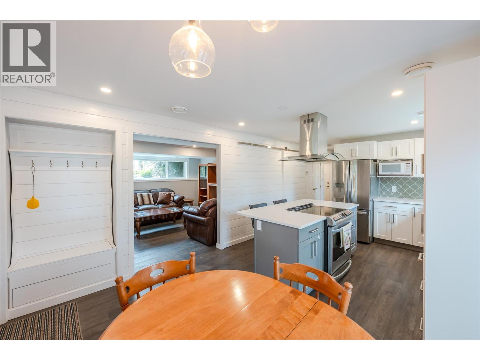 11512 Harvey Street, Summerland, British Columbia  V0h 1Z0 - Photo 8 - 10388871