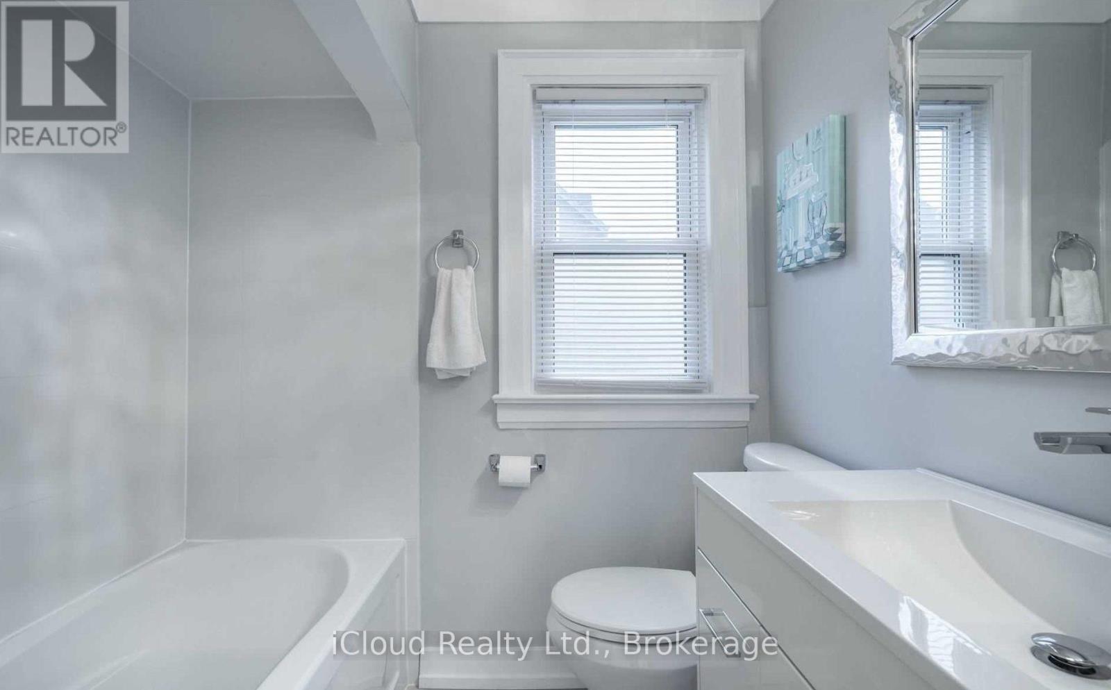 361 Beach Boulevard, Hamilton, Ontario  L8H 6W4 - Photo 9 - X13172272