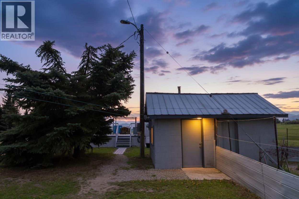 2404 28th Street, Lister, British Columbia  V0B 1G2 - Photo 16 - 10372181