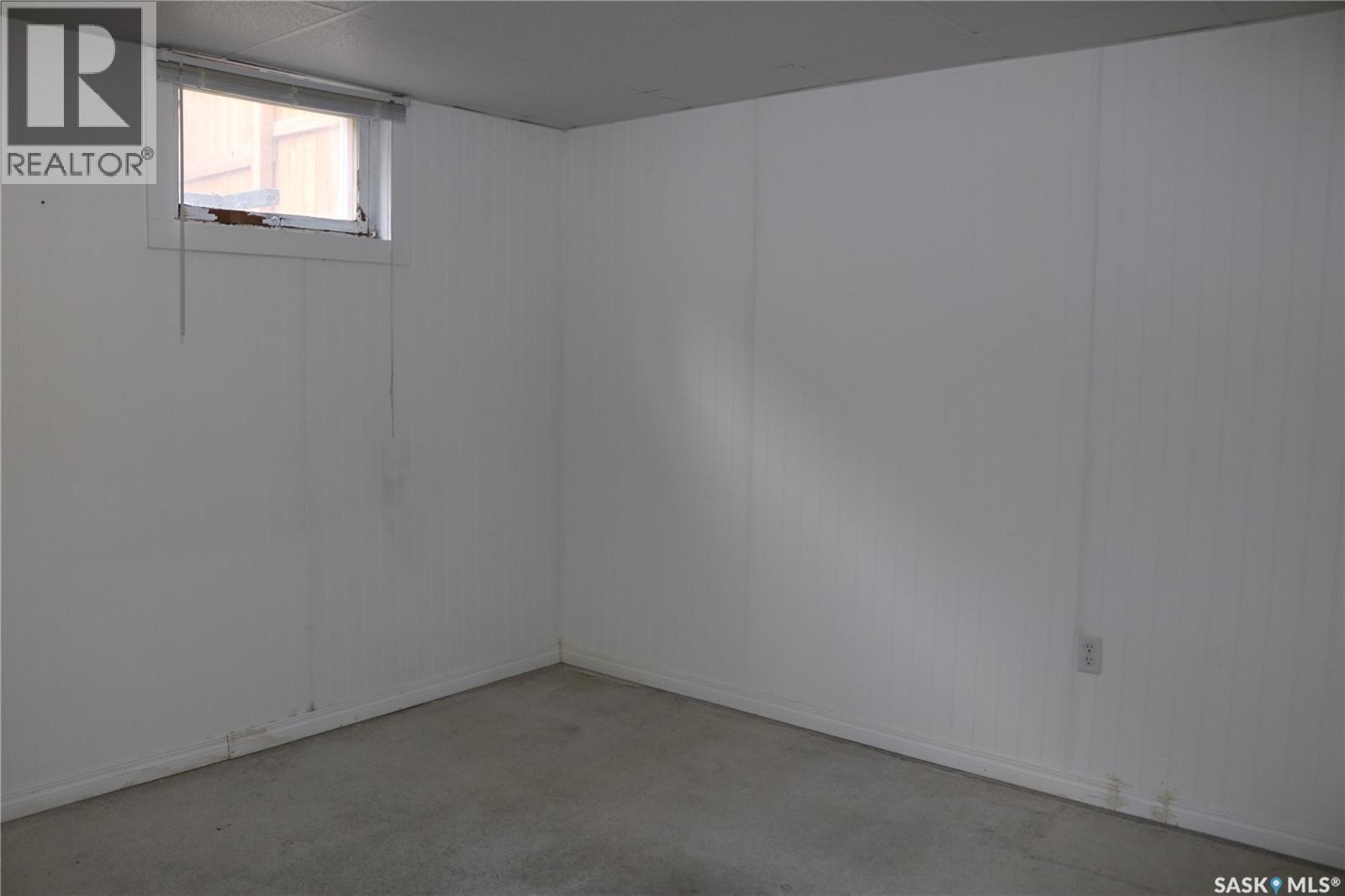 708 Ellice Street, Moosomin, Saskatchewan  S0G 3N0 - Photo 38 - SK032774