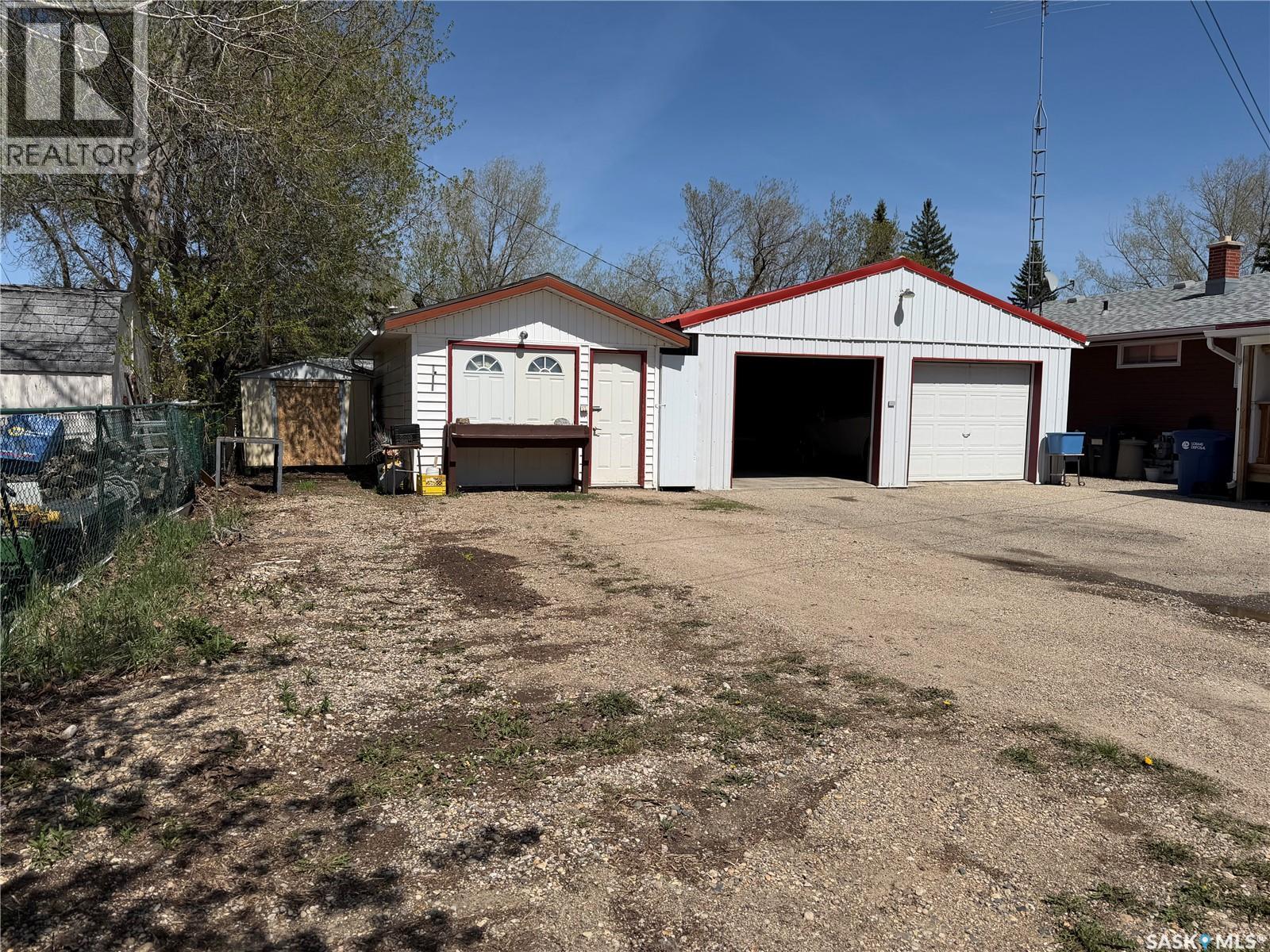 708 Ellice Street, Moosomin, Saskatchewan  S0G 3N0 - Photo 50 - SK032774