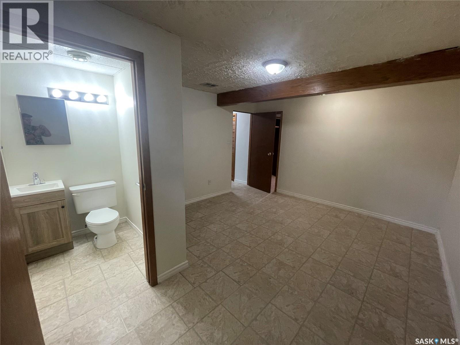 1510 Mckercher Drive, Saskatoon, Saskatchewan  S7H 5J9 - Photo 38 - SK037033