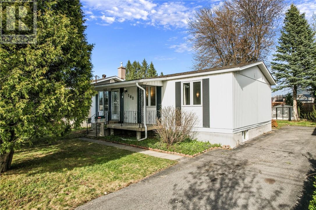 182 Darby Street, Sudbury, Ontario  P3B 3V1 - Photo 1 - 2128038