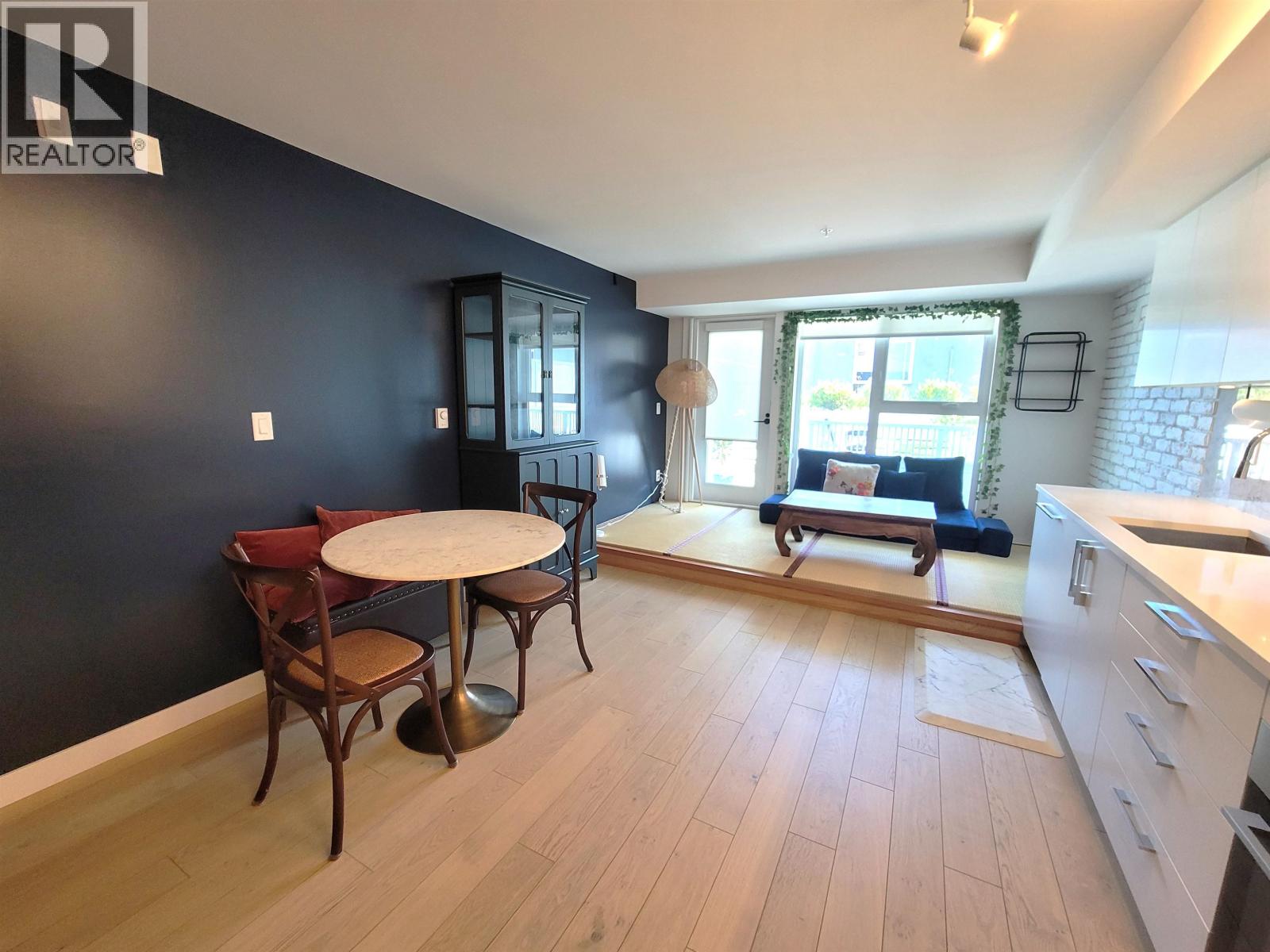 211 2508 Fraser Street, Vancouver, British Columbia  V5T 1T1 - Photo 3 - R3127717