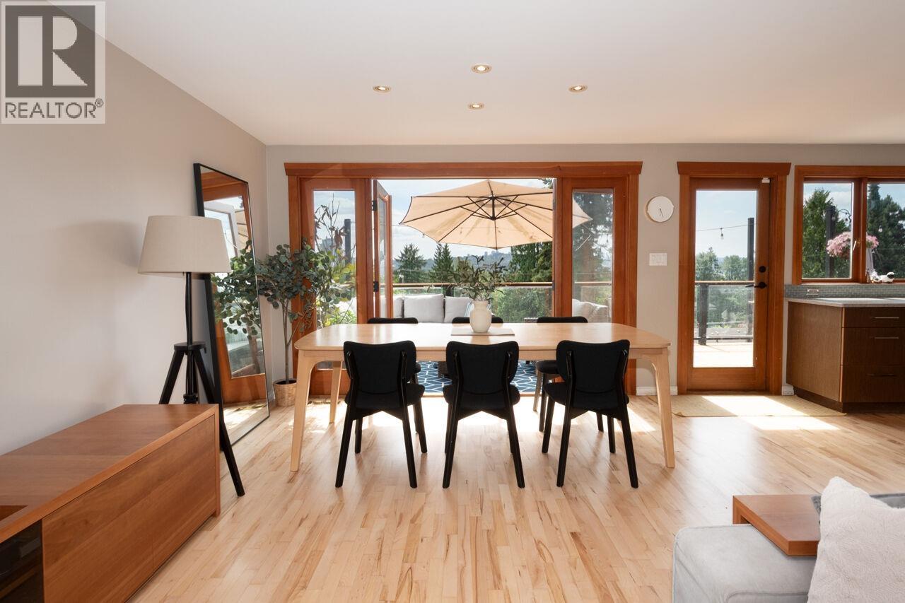 1185 Cloverley Street, North Vancouver, British Columbia  V7L 1N7 - Photo 10 - R3127719