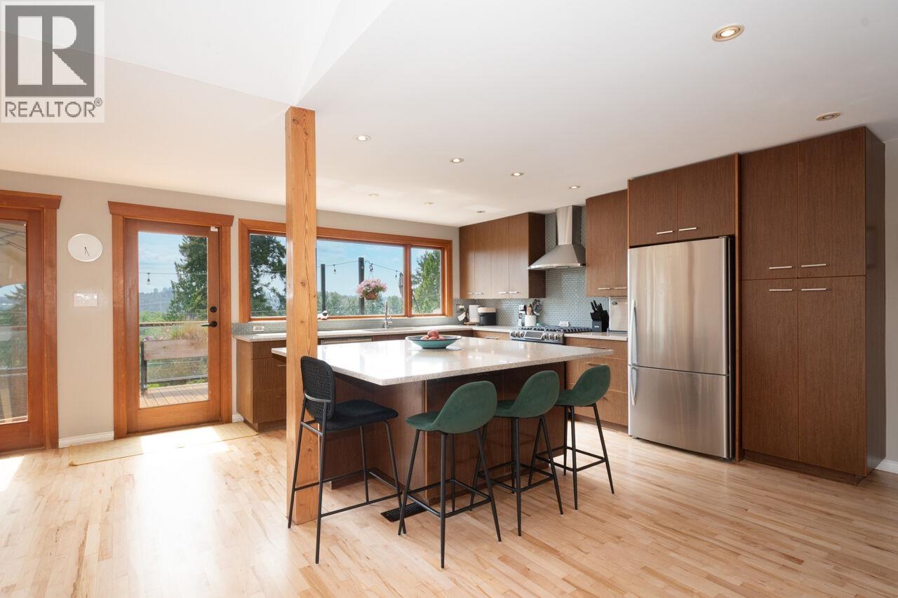 1185 Cloverley Street, North Vancouver, British Columbia  V7L 1N7 - Photo 12 - R3127719