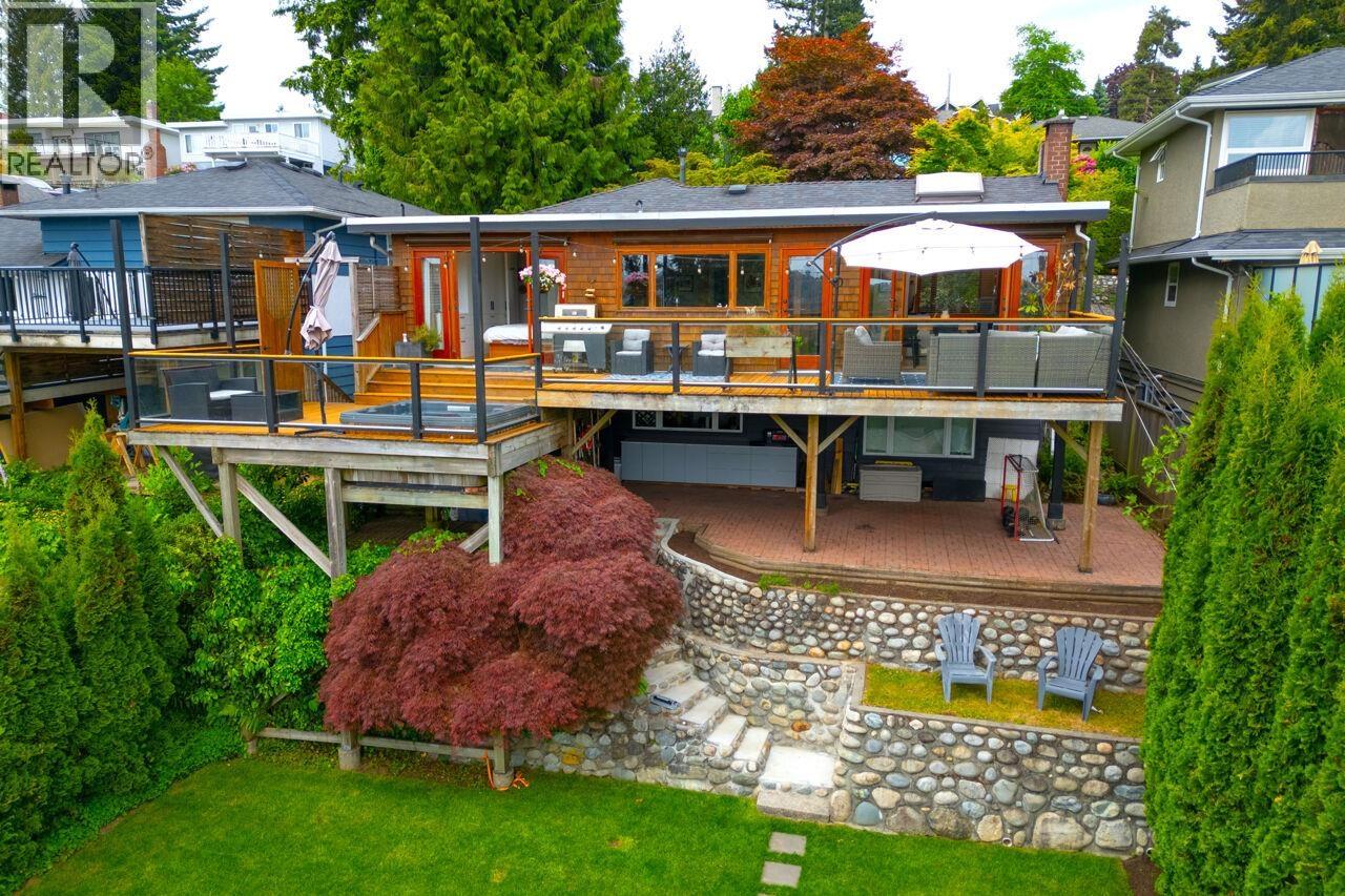 1185 Cloverley Street, North Vancouver, British Columbia  V7L 1N7 - Photo 32 - R3127719