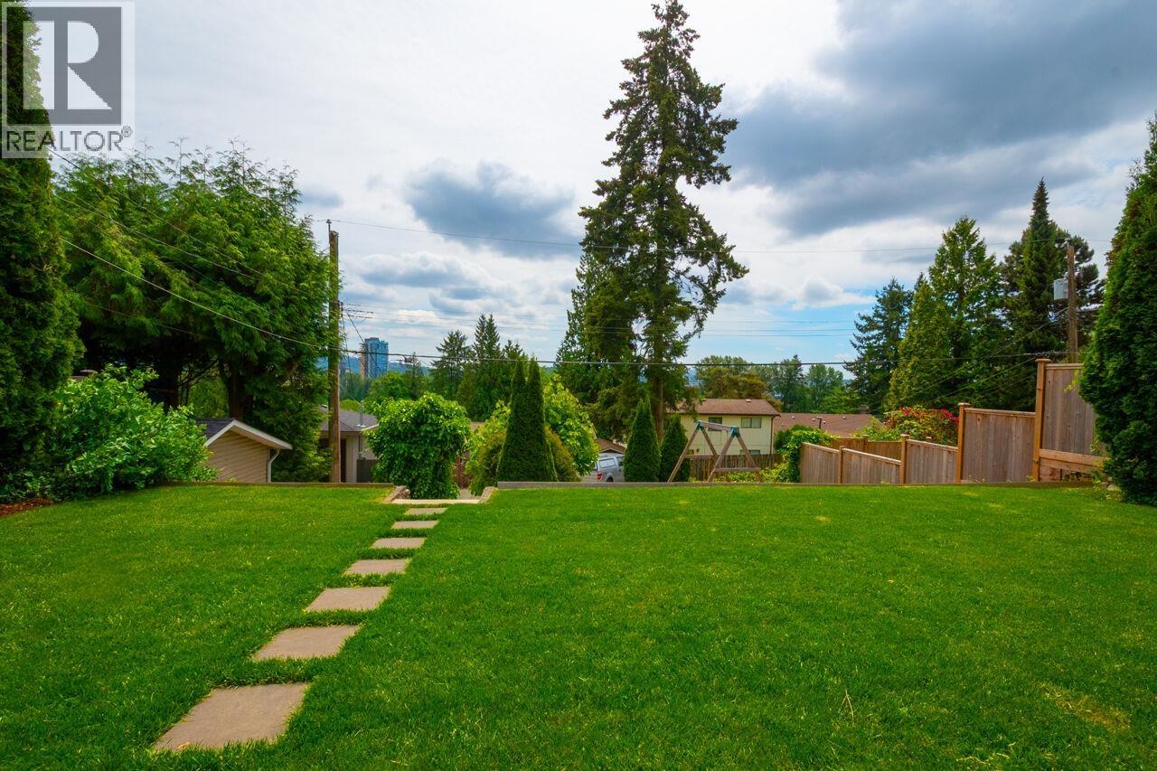 1185 Cloverley Street, North Vancouver, British Columbia  V7L 1N7 - Photo 40 - R3127719